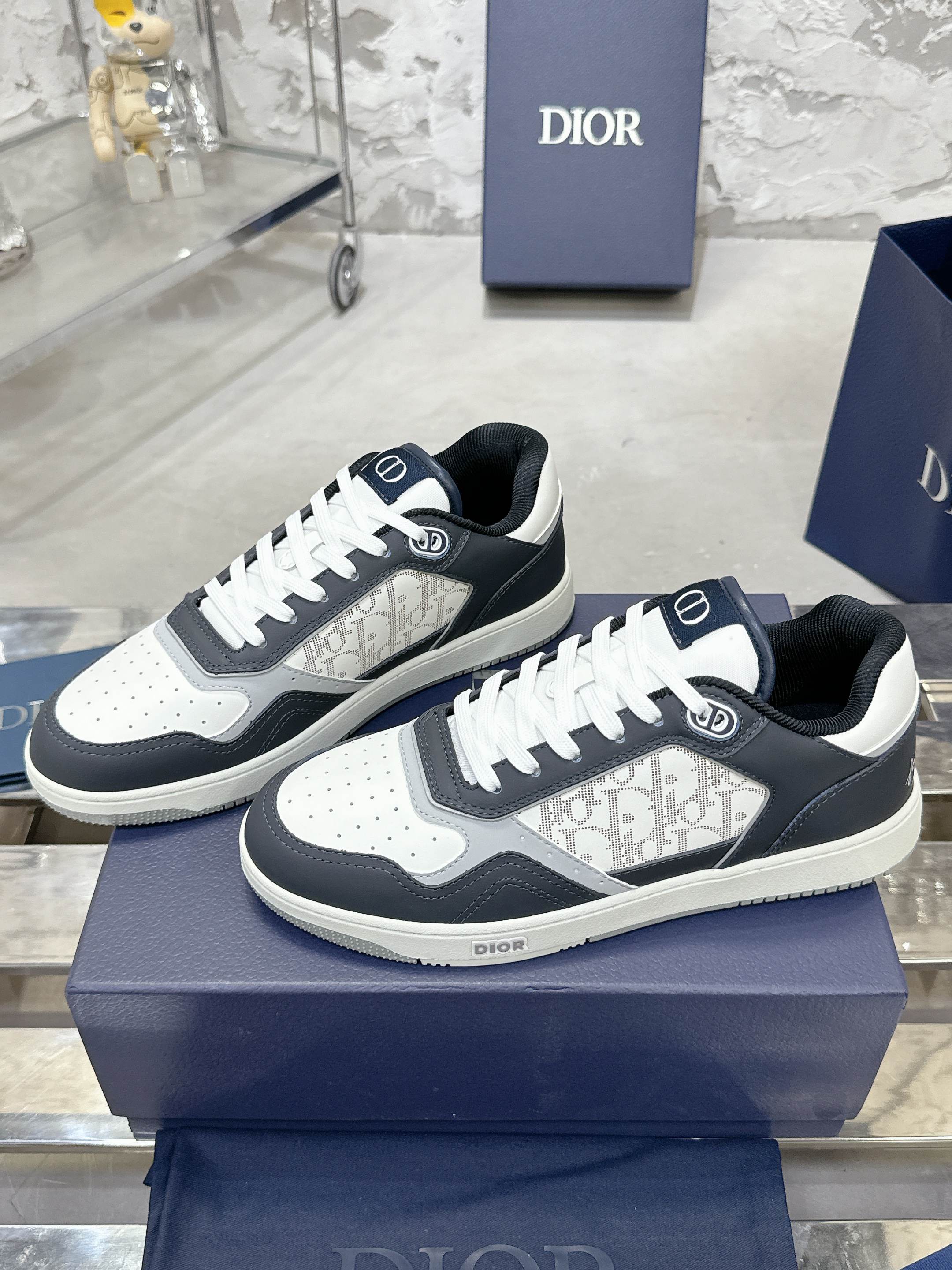 Dior B27シリーズ カップル向け 老花 石頭纹 スポーツシューズ