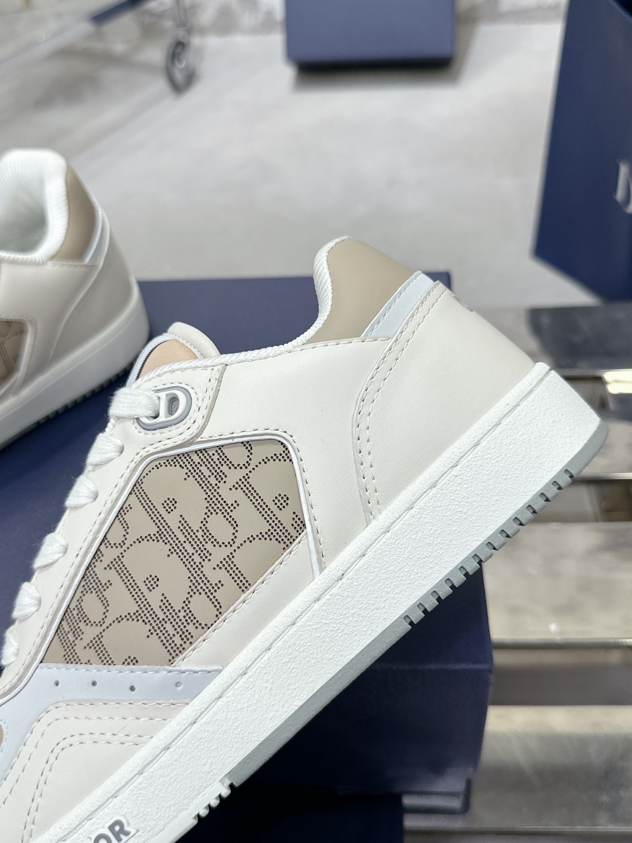 Dior B27シリーズ 老花石头纹 休闲运动鞋