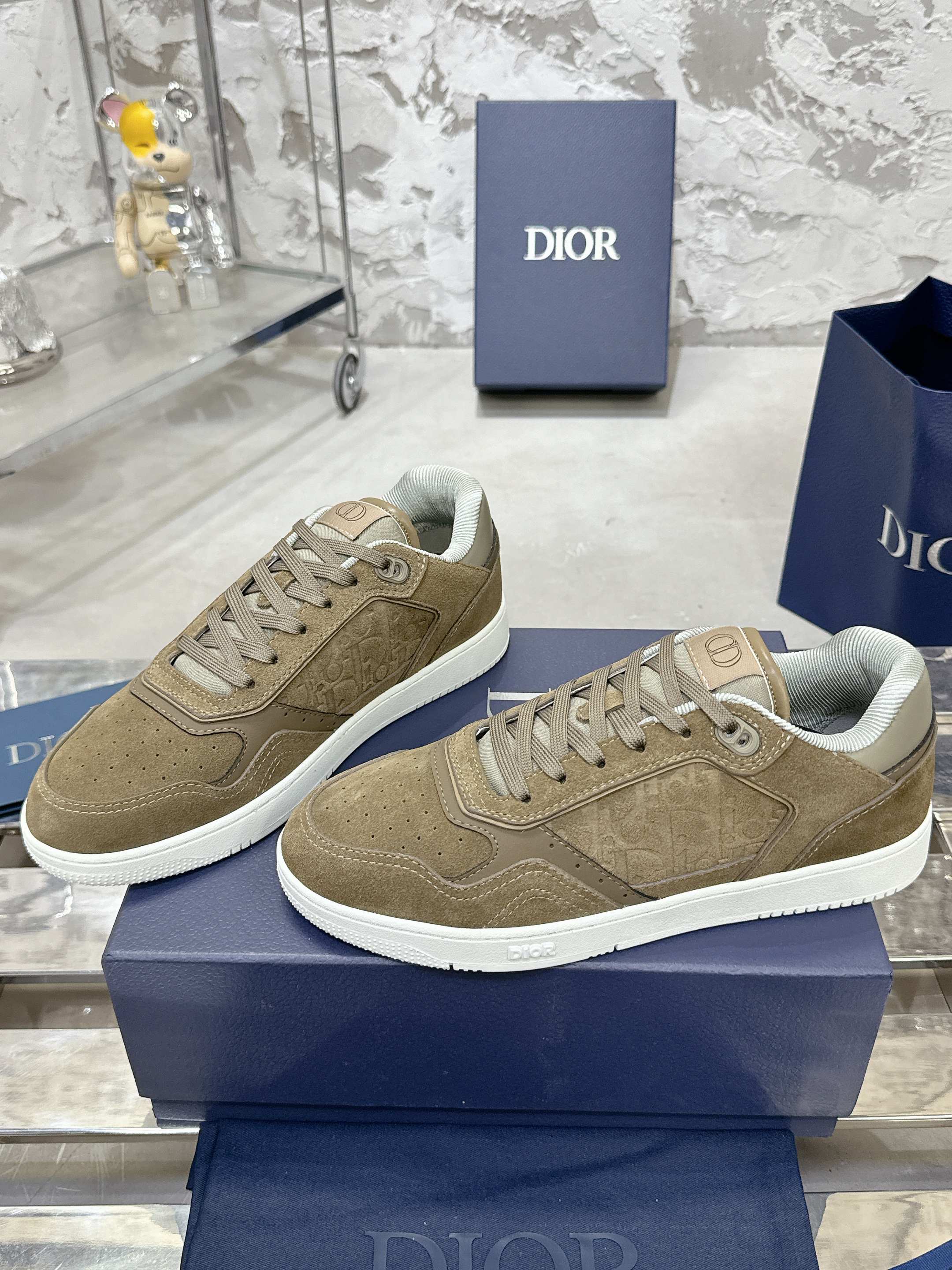 Dior B27 休闲运动鞋 カップル向け 老花石头纹