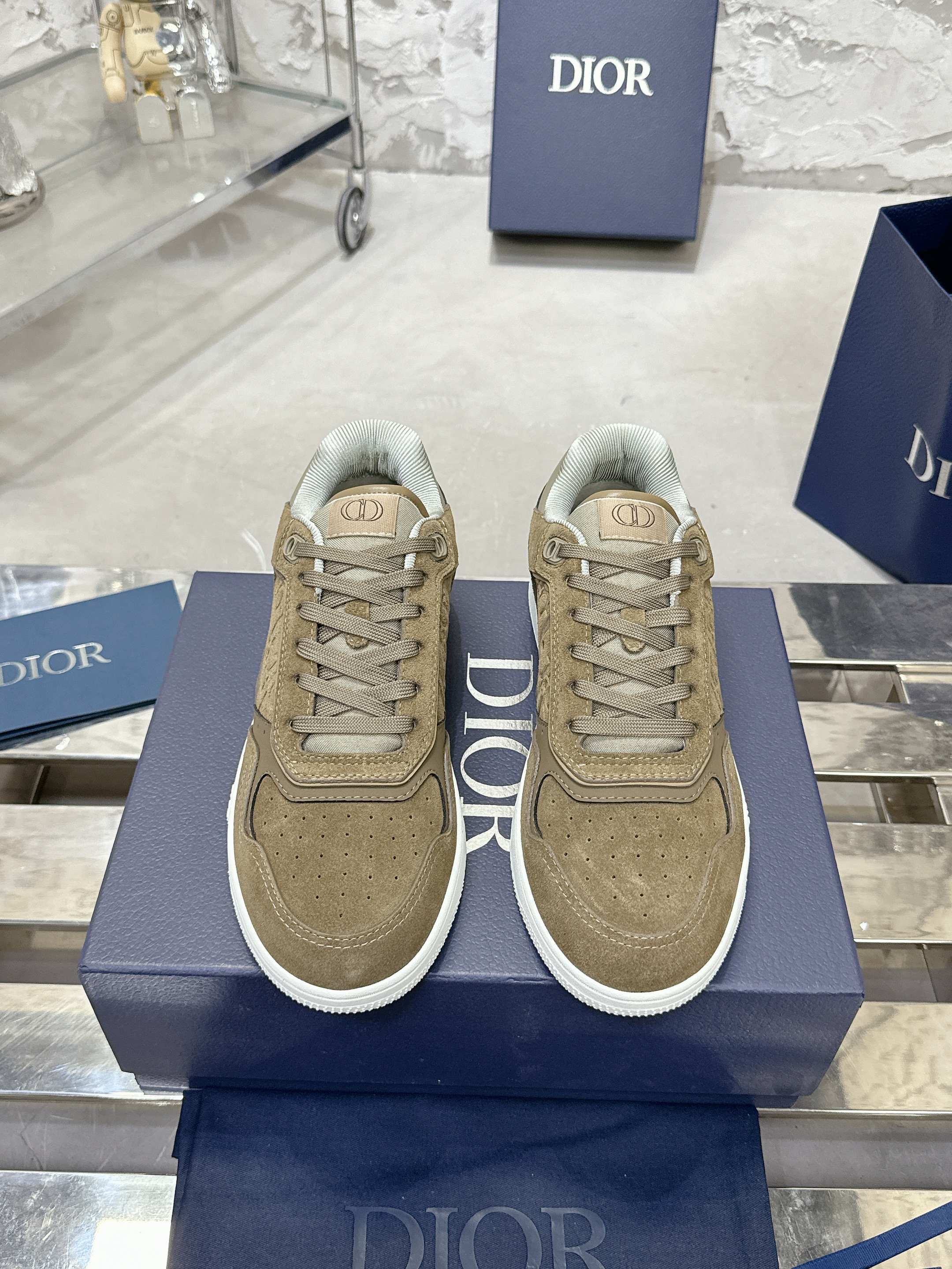 Dior B27 休闲运动鞋 カップル向け 老花石头纹