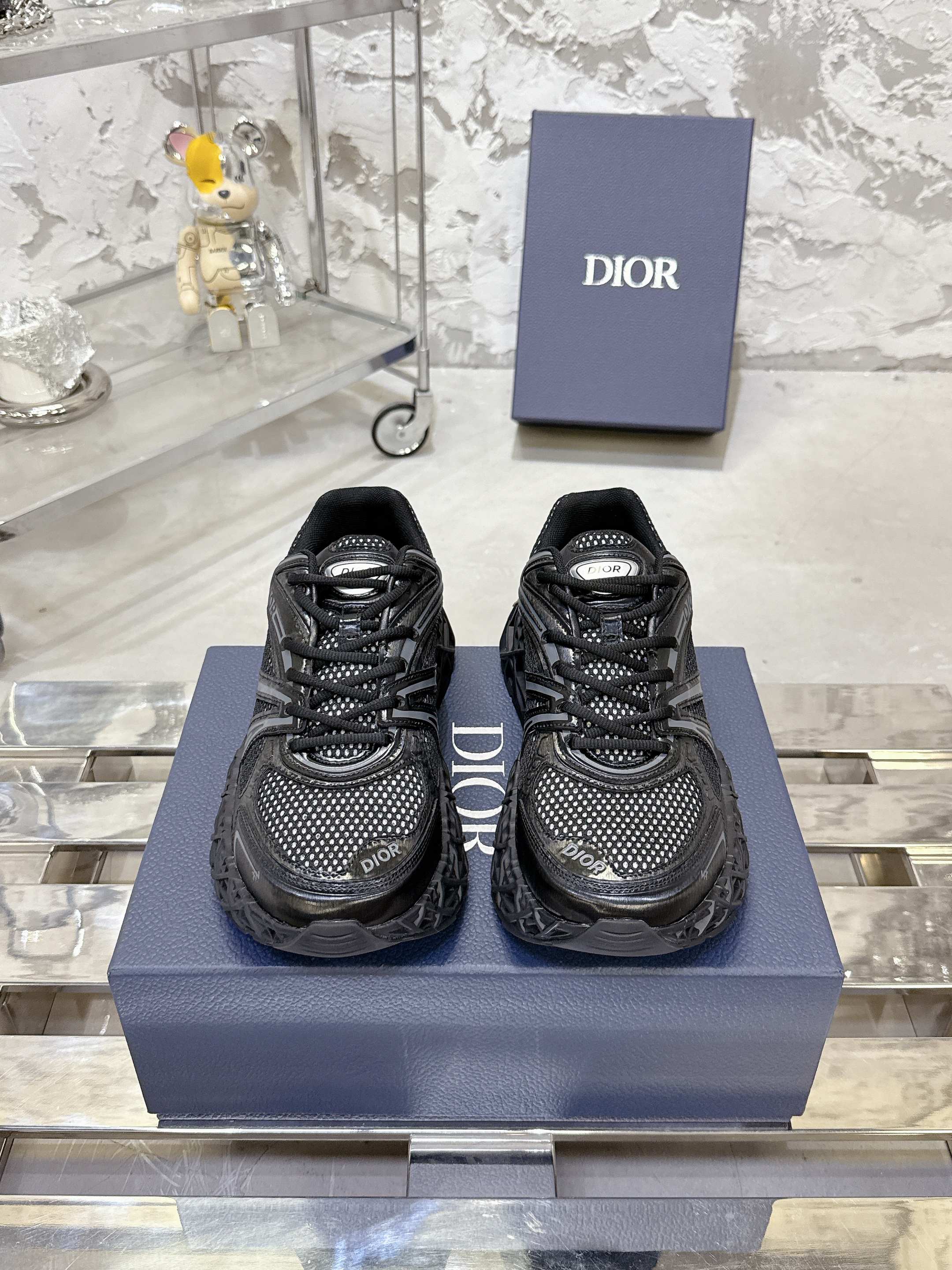 Dior B35 春夏コレクション 高級スニーカー