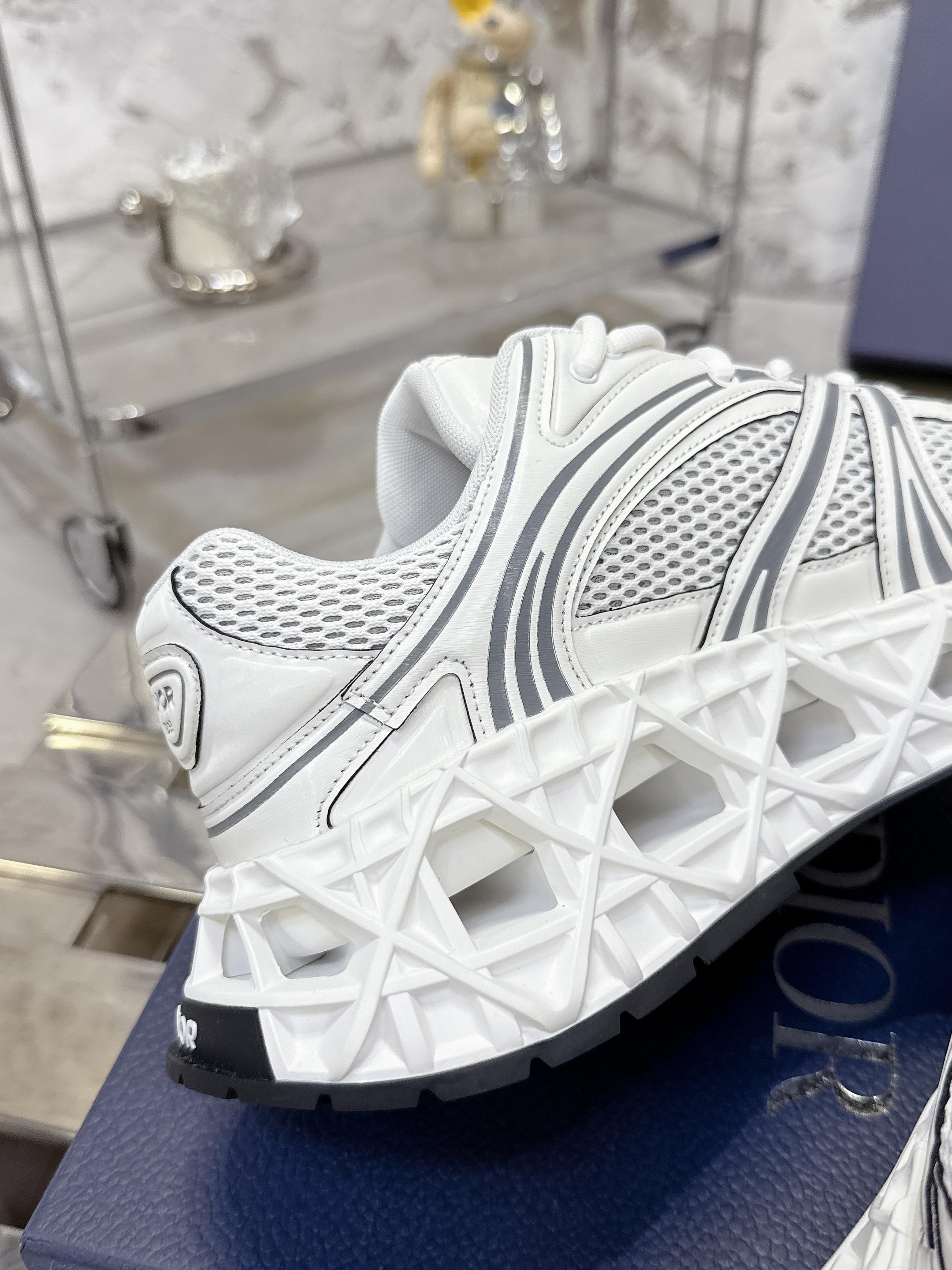 Dior B35 スニーカー - 春夏の新作、快適な履き心地