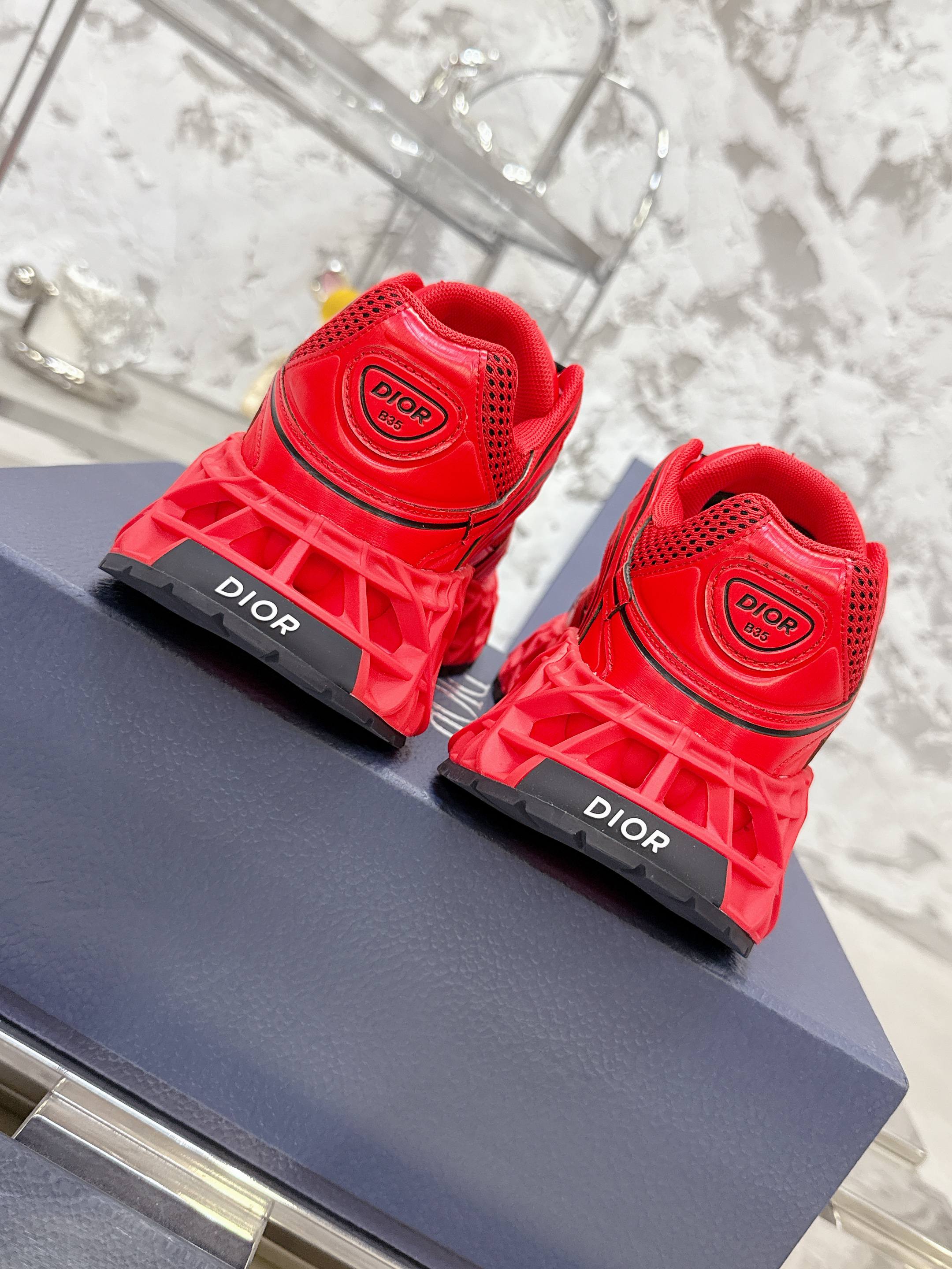 Dior B35 春夏男装スニーカー - 高級感と快適性の融合