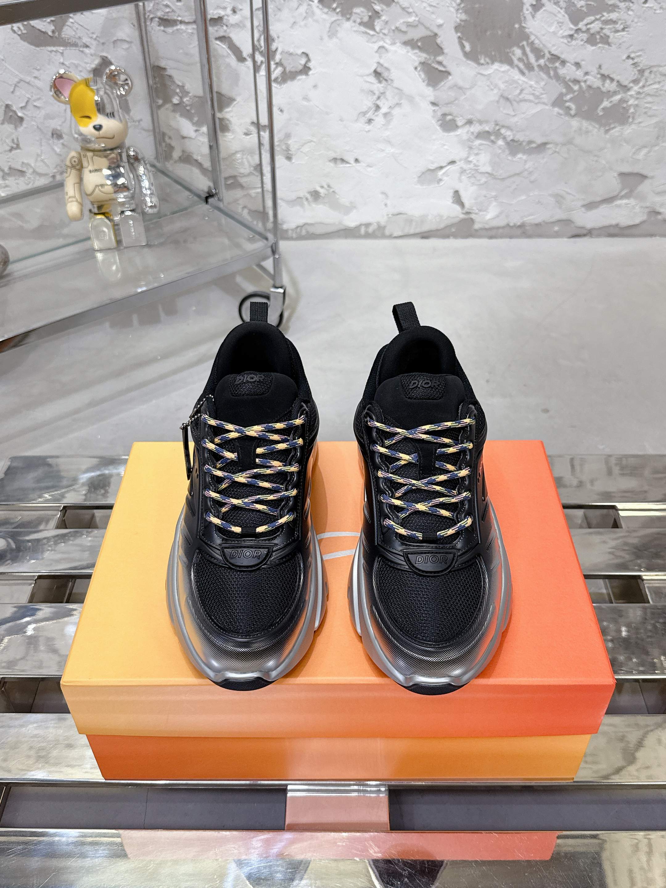 Dior x Lewis Hamilton B44 Blade スニーカー - 限定版・厚底デザイン