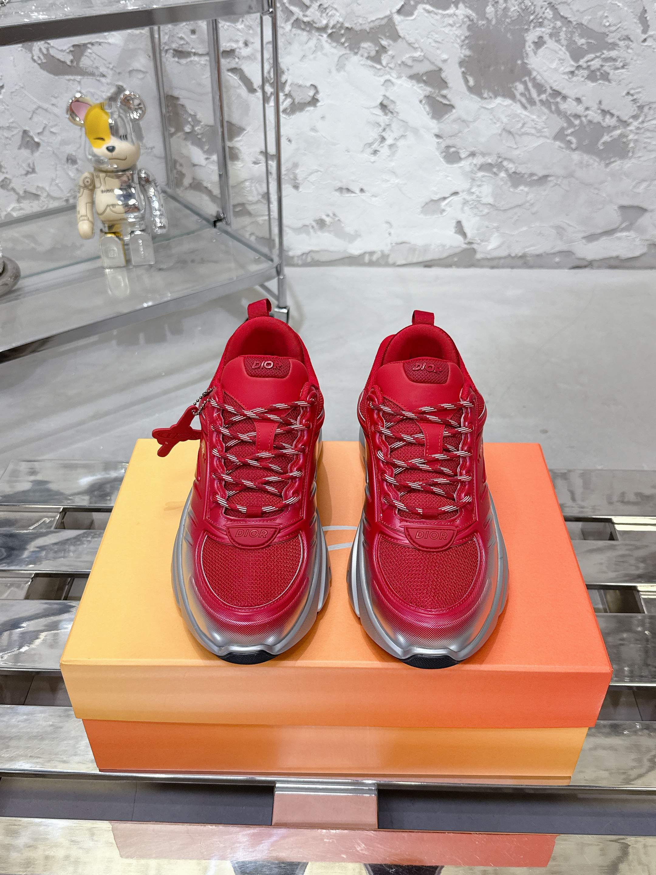 Dior x Lewis Hamilton B44 Blade 限定版 スポーツシューズ