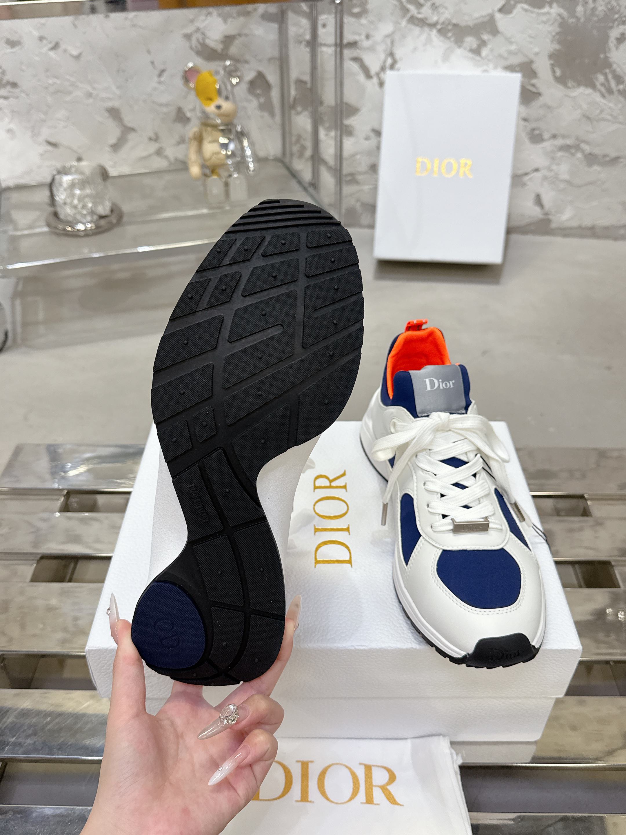 Dior Mileシリーズ 休闲運動鞋 - 手書きデザインと高品質素材