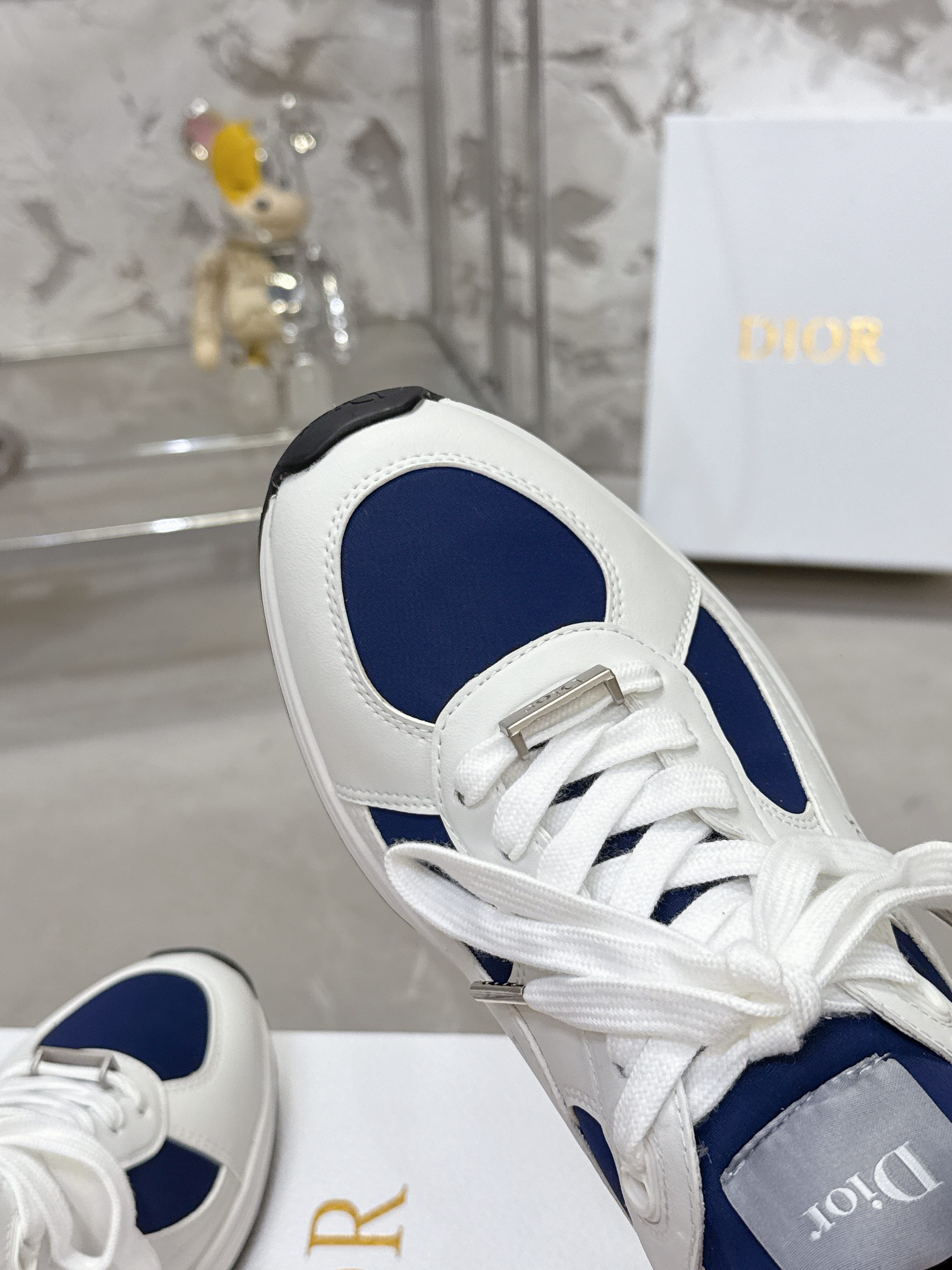 Dior Mileシリーズ 休闲運動鞋 - 手書きデザインと高品質素材