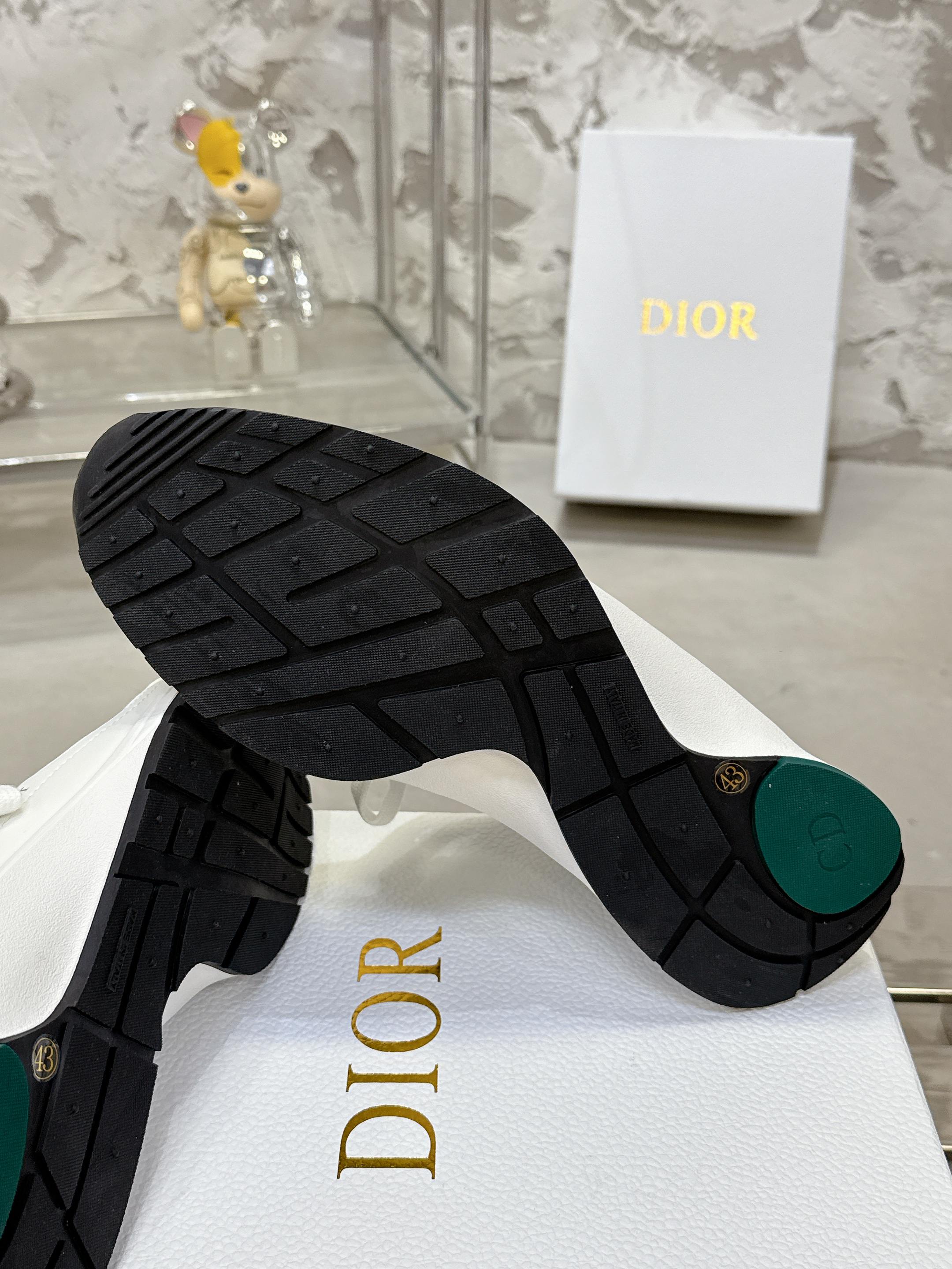 Dior Mileシリーズ 休闲运动鞋 - 高級素材と独特デザイン
