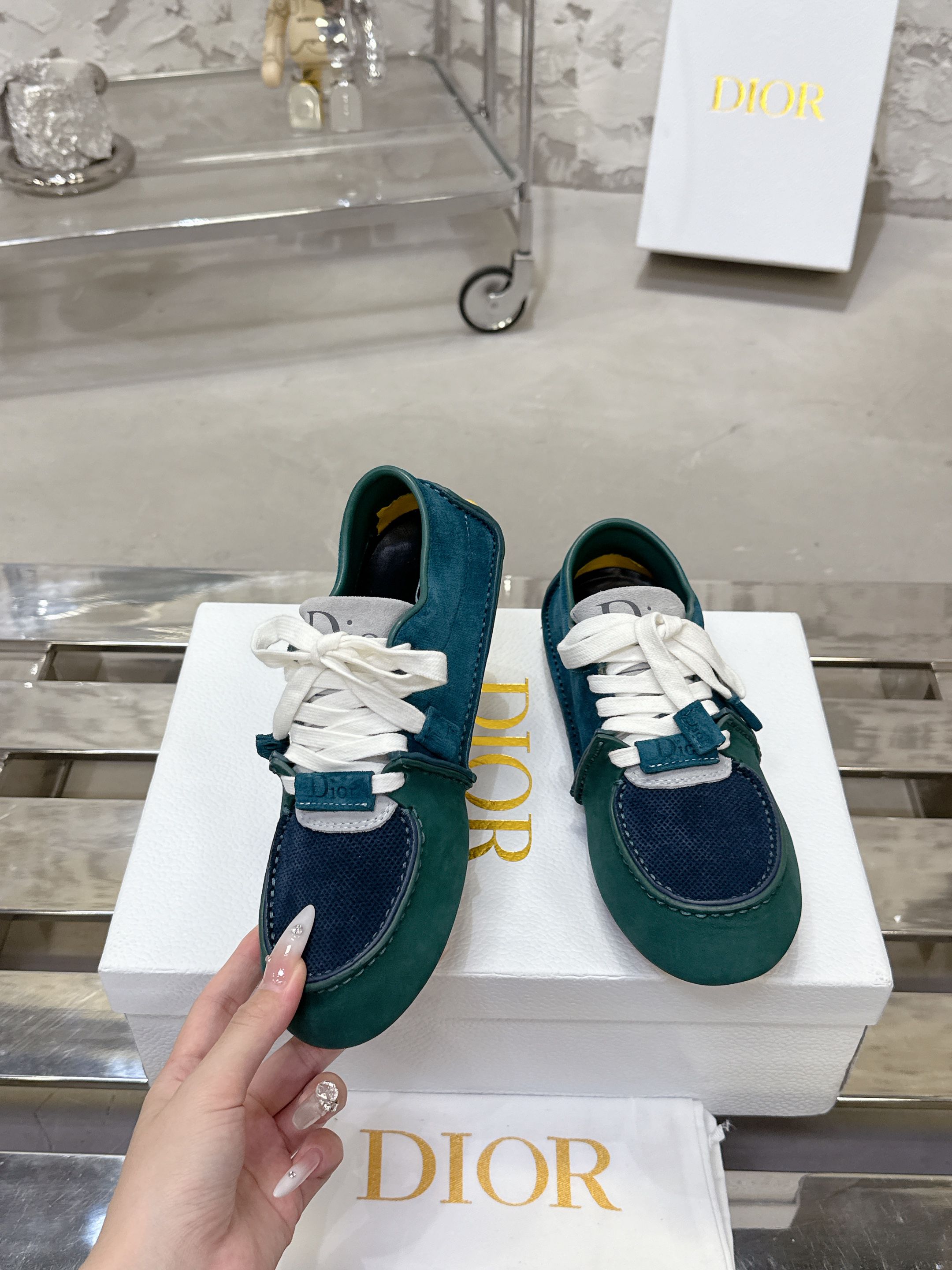 Dior Roadie シリーズ 手工休闲運動鞋