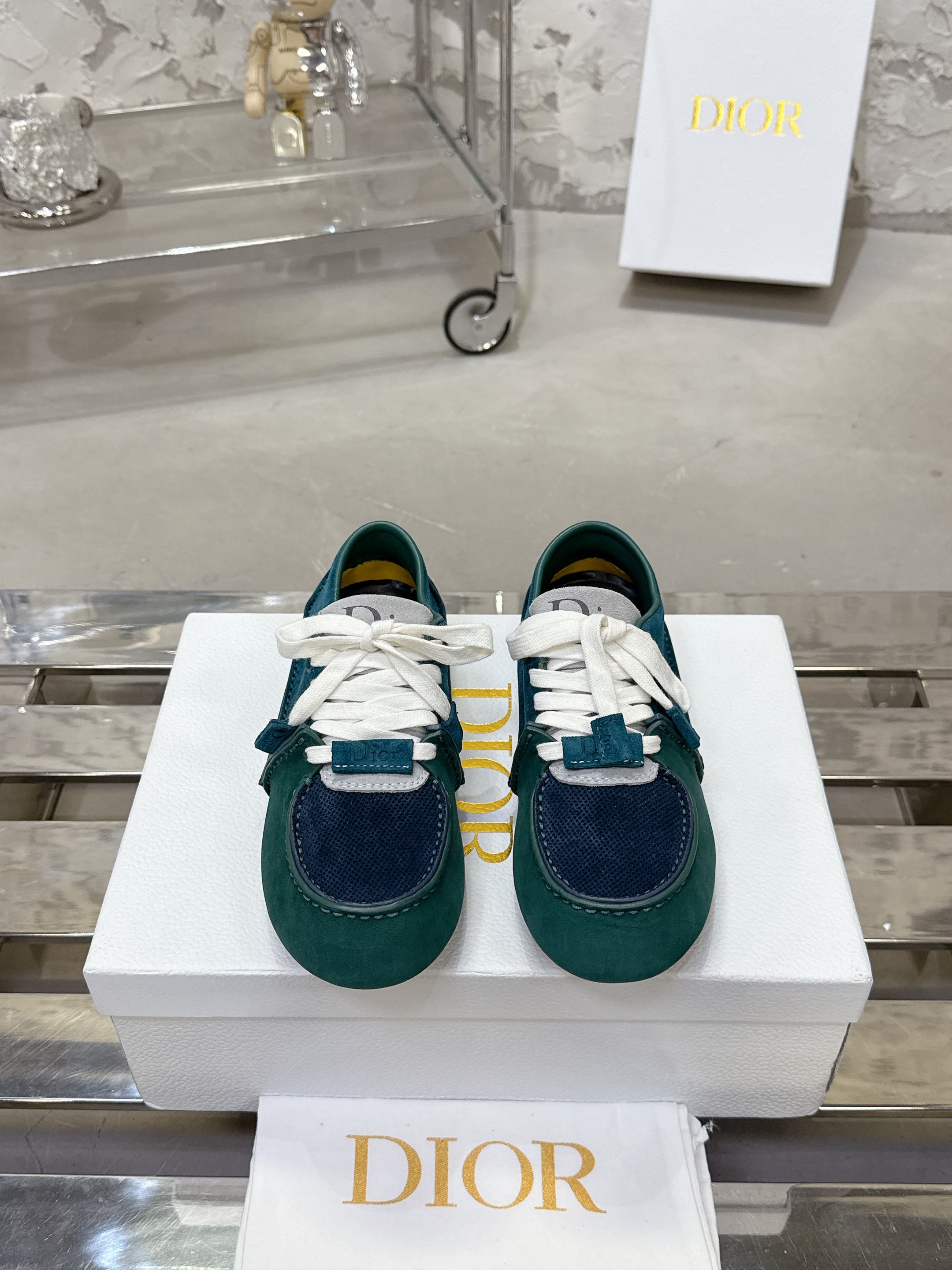 Dior Roadie シリーズ 手工休闲運動鞋