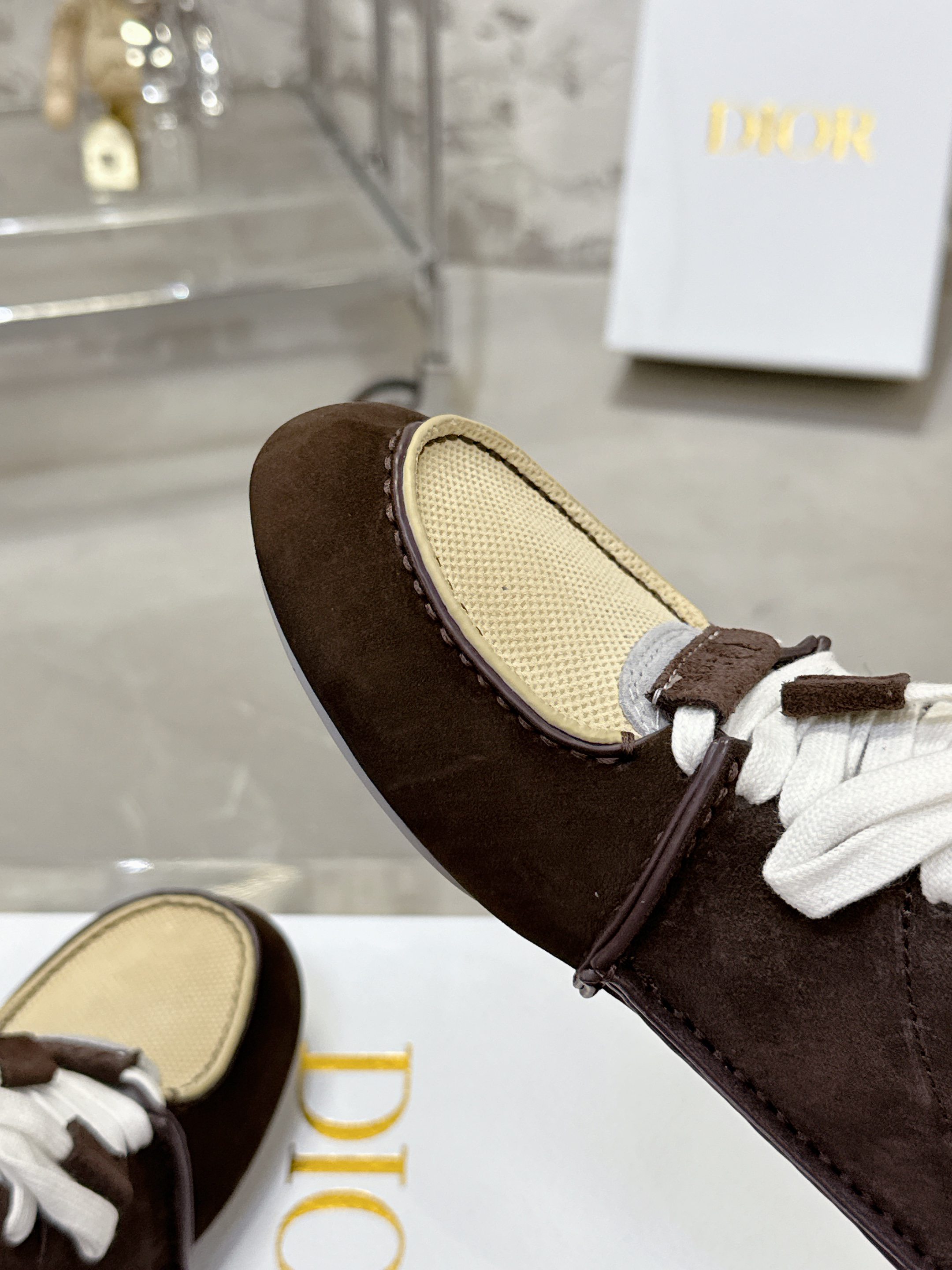 Dior Roadieシリーズ 手工製カップルスニーカー