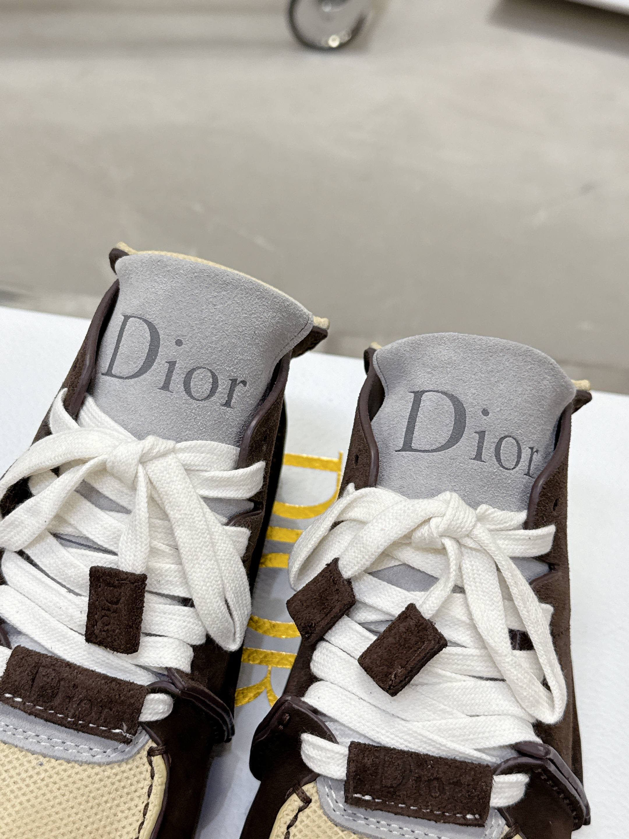 Dior Roadieシリーズ 手工製カップルスニーカー