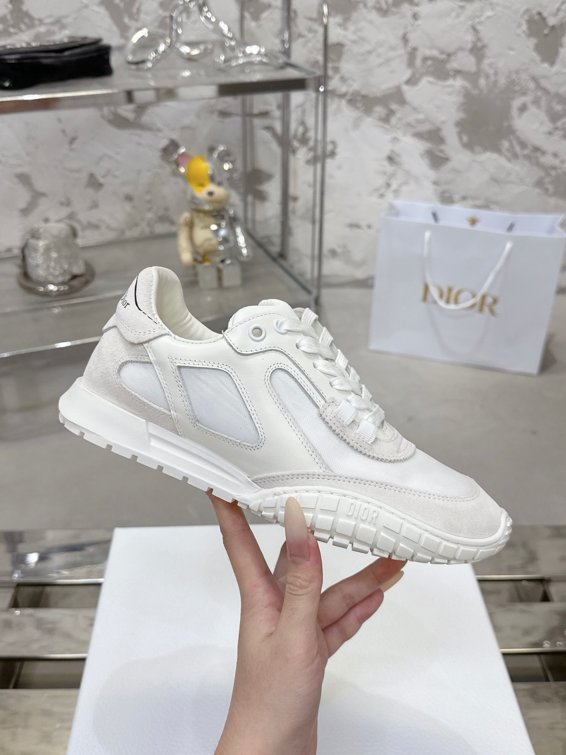 Dior Tech 运动鞋 - 秋冬の復古美学と高订風格