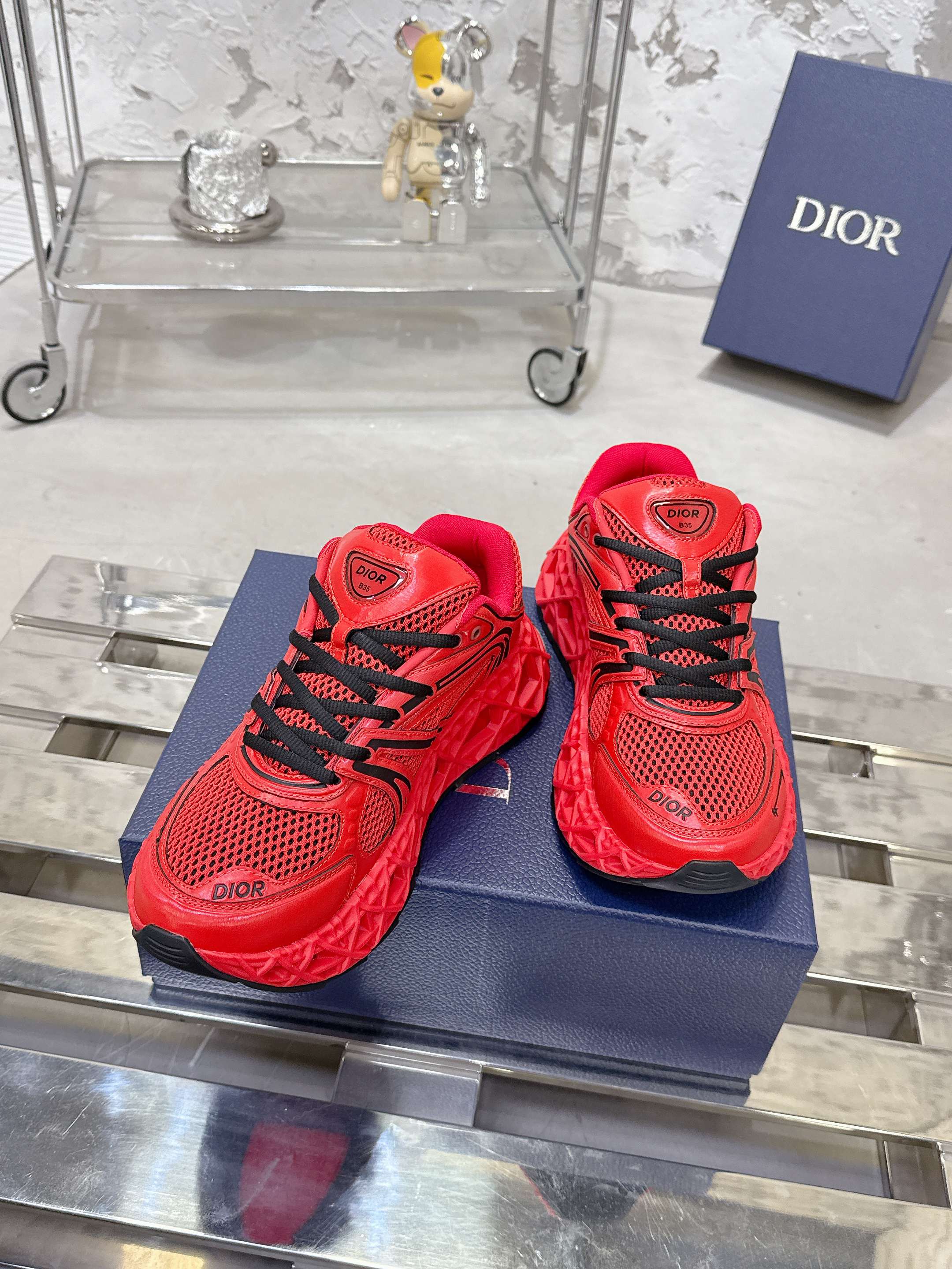 Dior B35 スニーカー - 春夏の新作、快適な履き心地