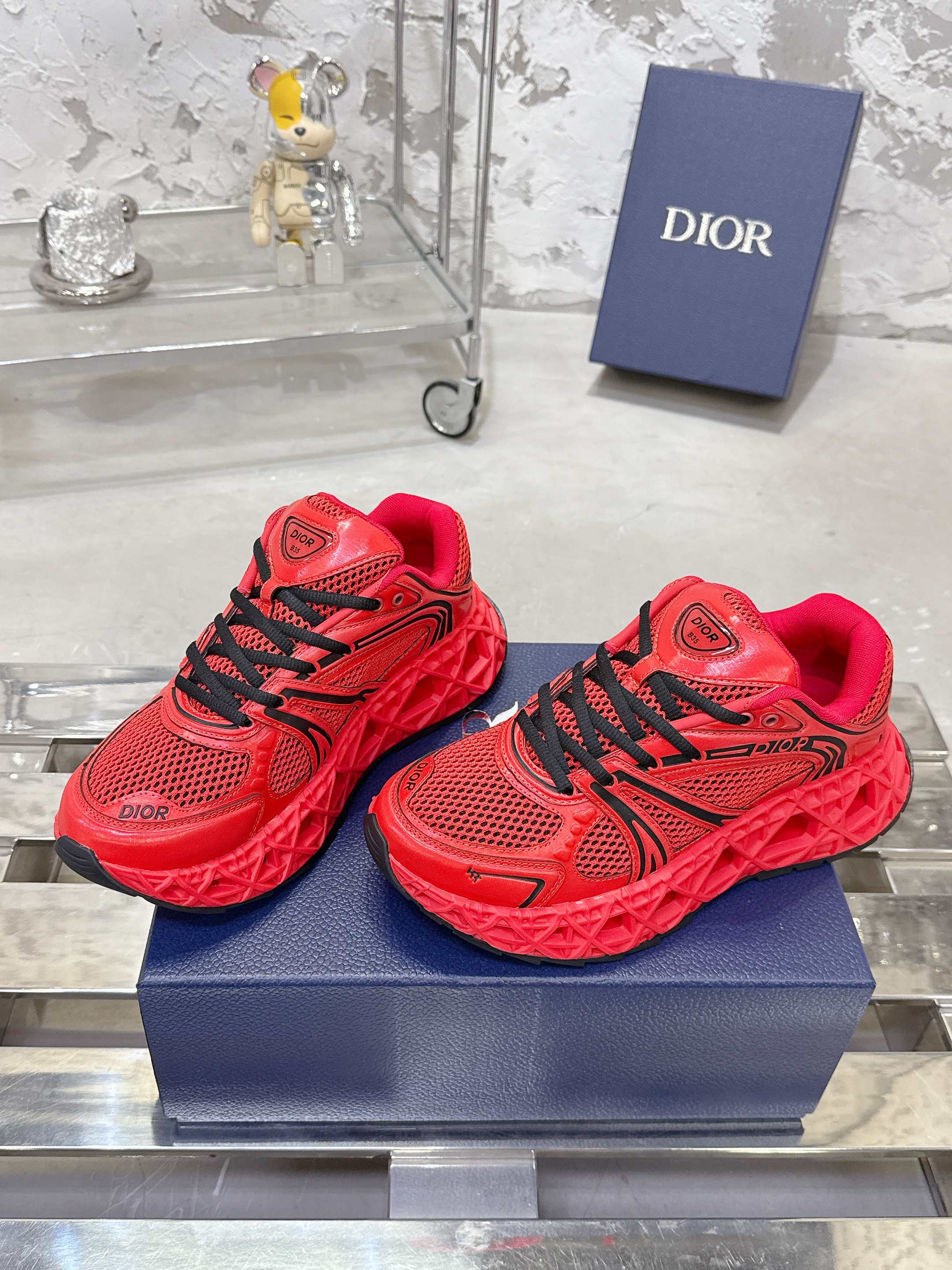 Dior B35 スニーカー - 春夏の新作、快適な履き心地