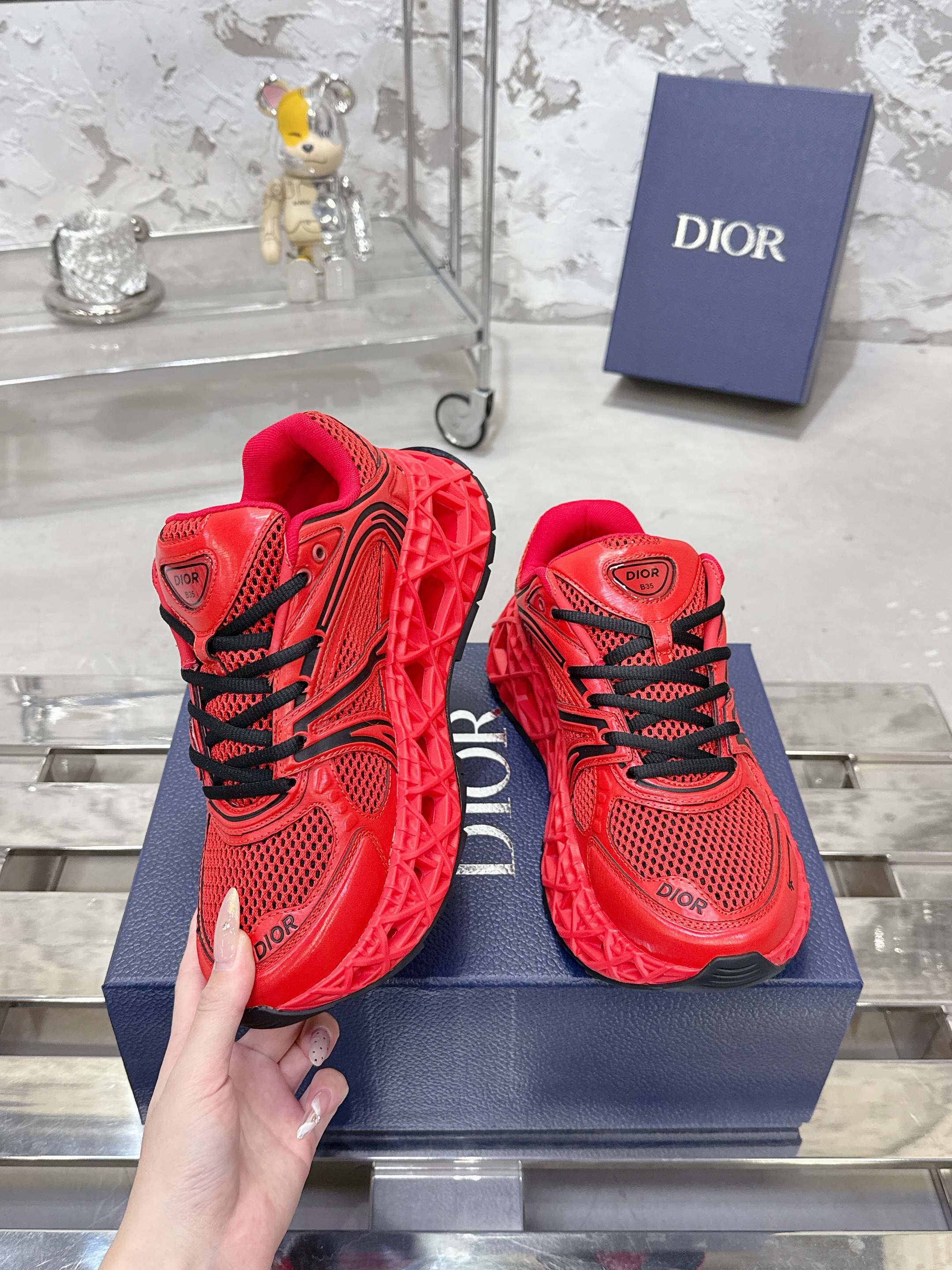 Dior B35 スニーカー - 春夏の新作、快適な履き心地