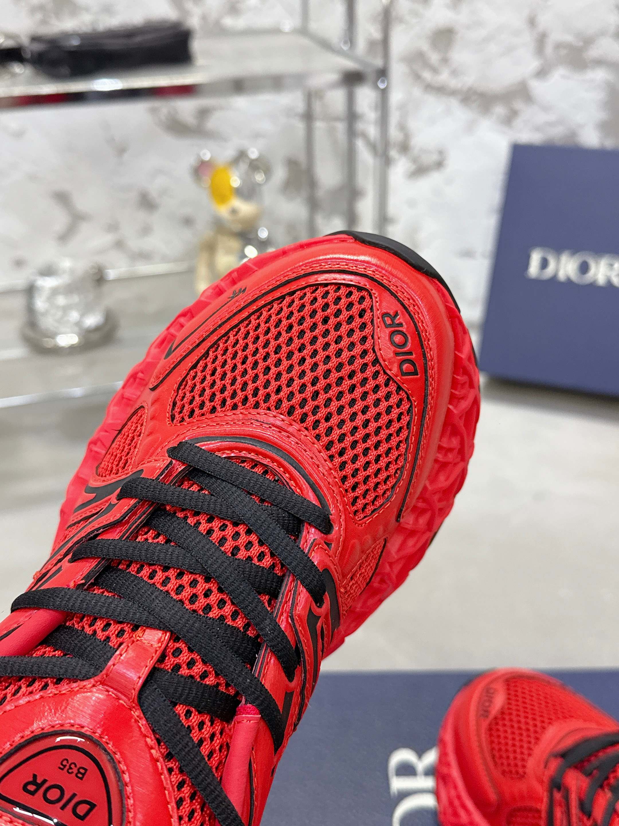 Dior B35 スニーカー - 春夏の新作、快適な履き心地