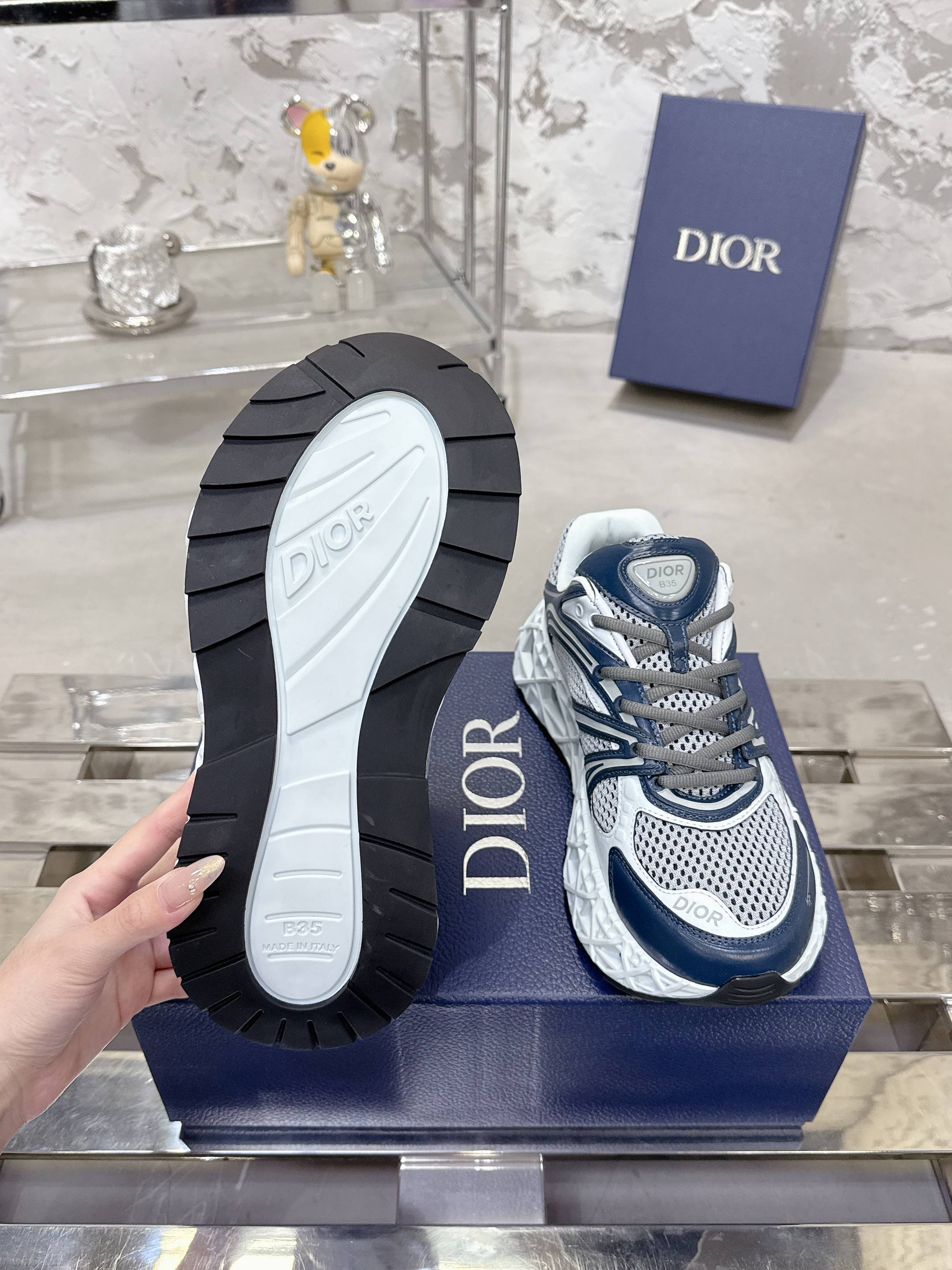 Dior B35 スニーカー - 春夏の新作高級デザイン