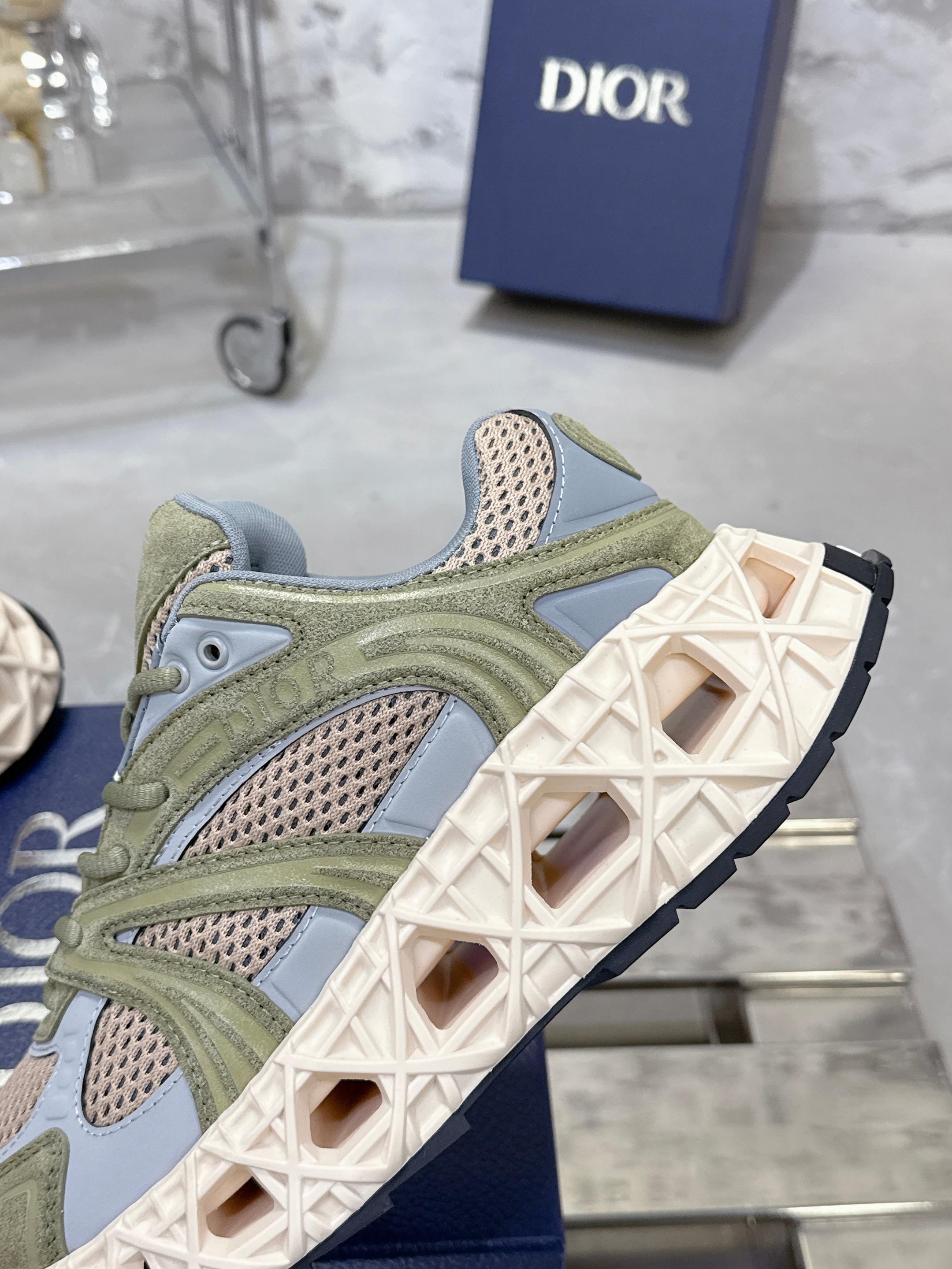 Dior B35春夏男装スニーカー - 高級素材とスタイリッシュなデザイン