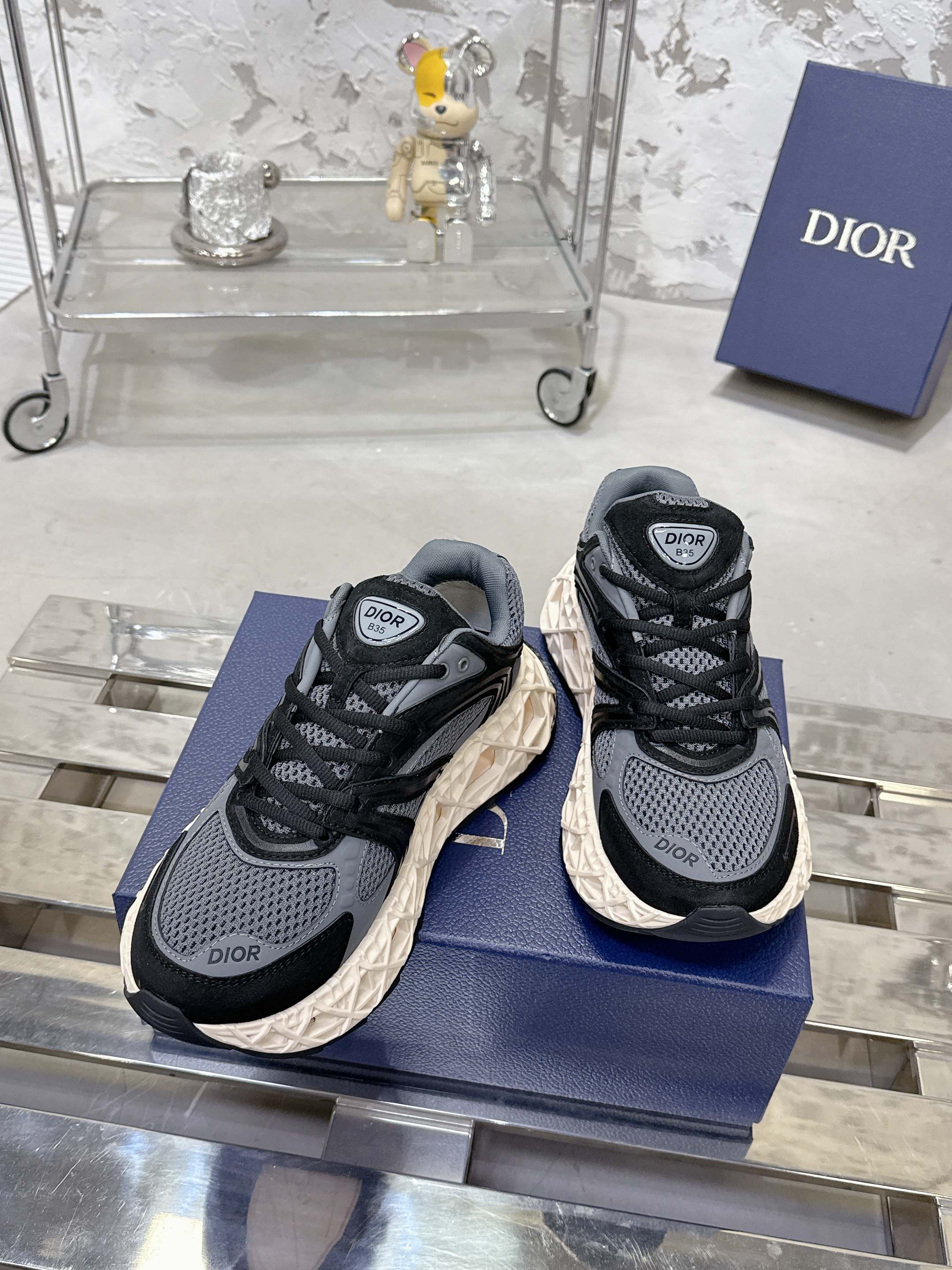 Dior B35 春夏男装休闲运动鞋 - 高級素材と実用性の融合