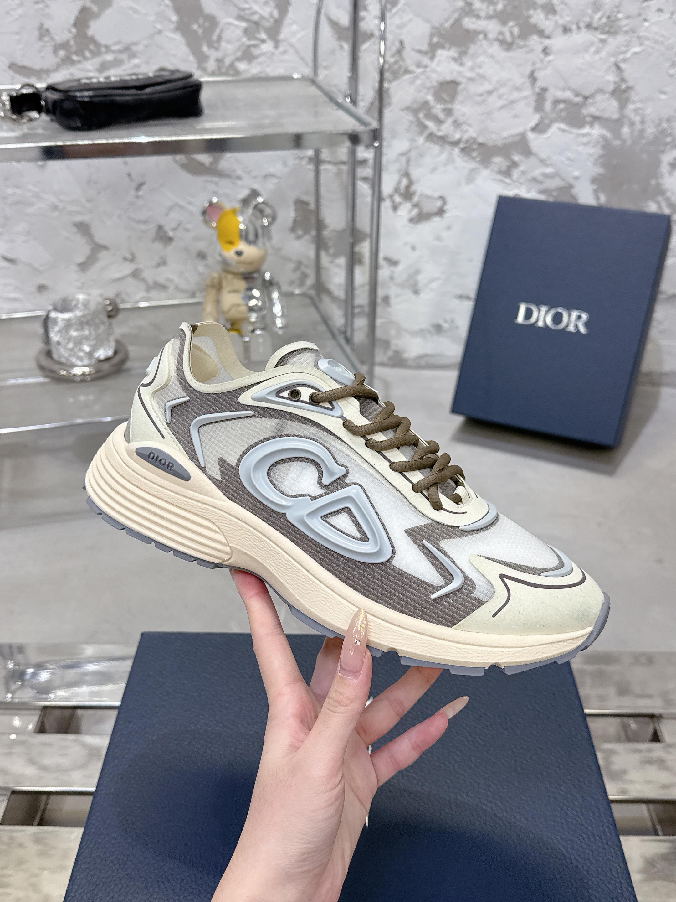 Dior B30 Countdown 科技運動鞋 - 軽やかで快適なスニーカー