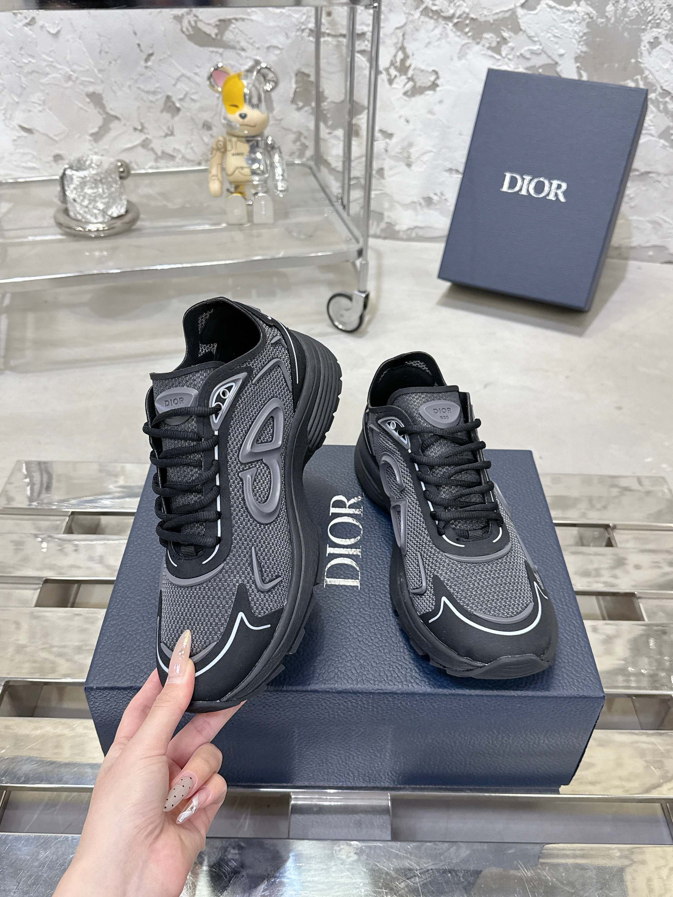 Dior B30 Countdown 科技運動鞋 - 軽量快適な老爹スタイル