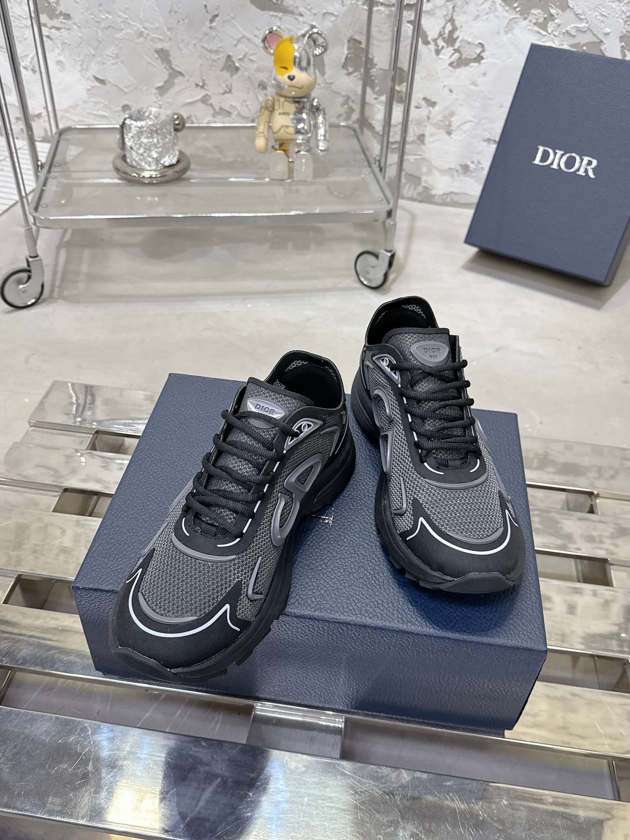 Dior B30 Countdown 科技運動鞋 - 軽量快適な老爹スタイル