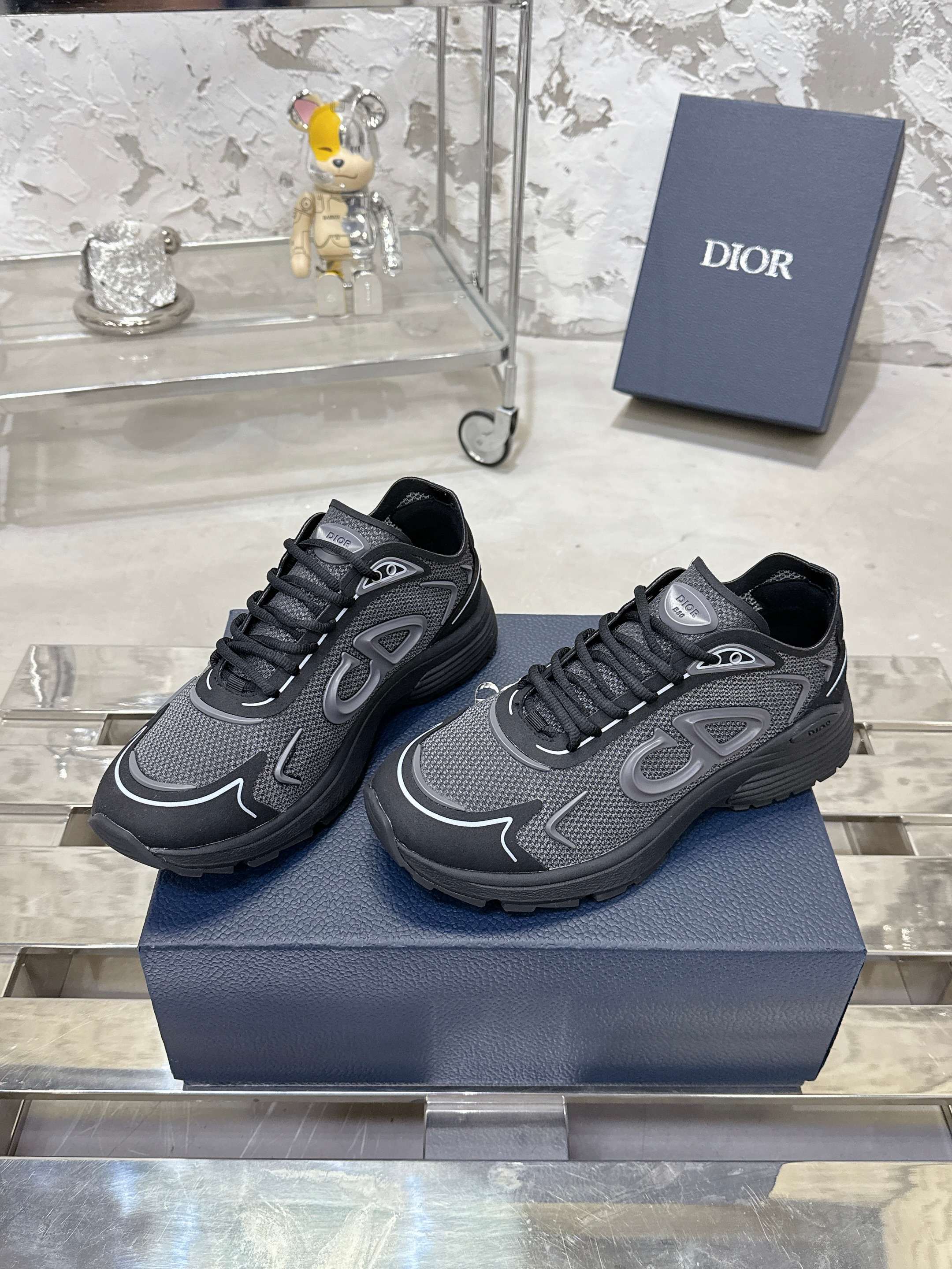 Dior B30 Countdown 科技運動鞋 - 軽量快適な老爹スタイル