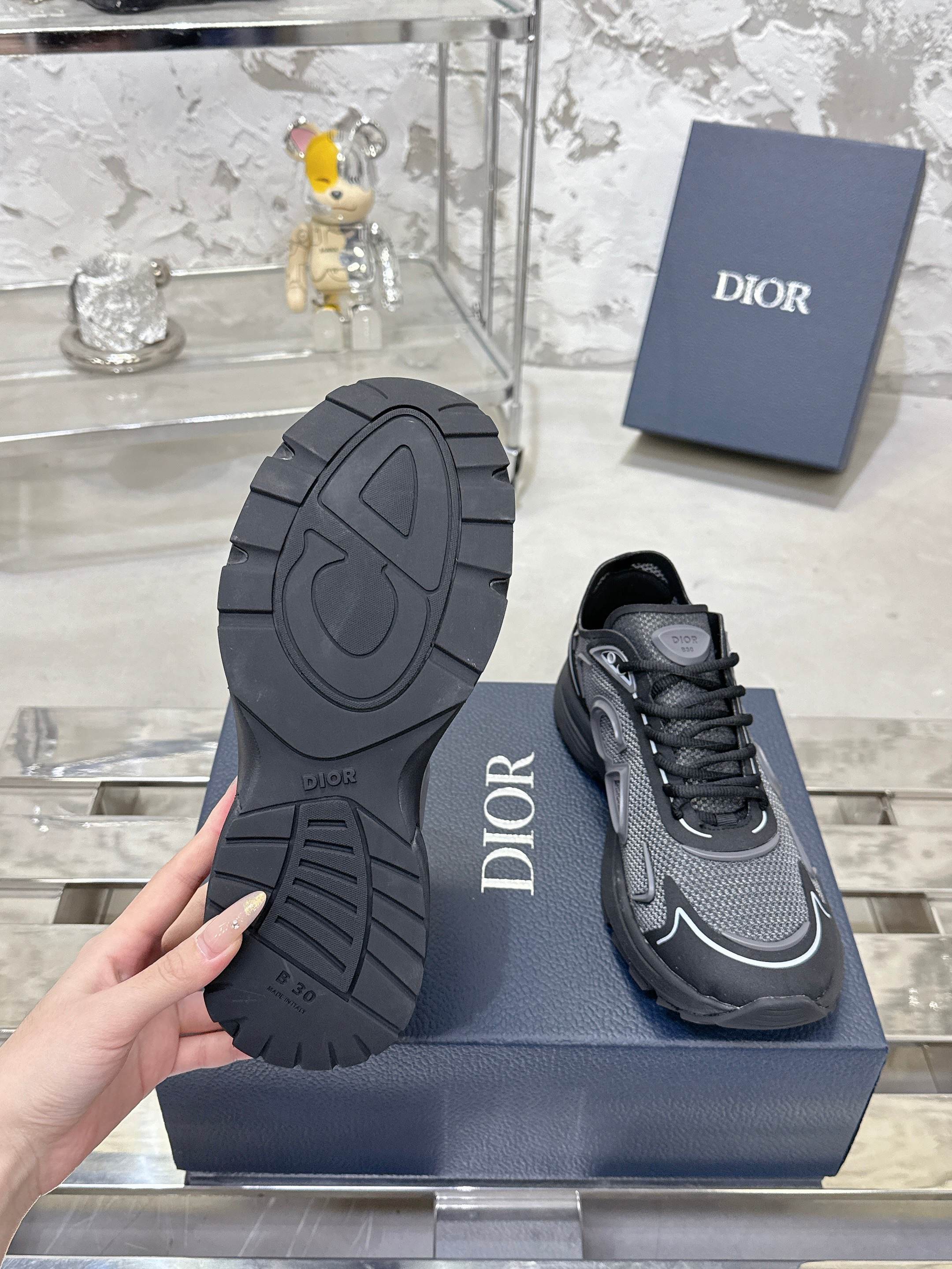Dior B30 Countdown 科技運動鞋 - 軽量快適な老爹スタイル
