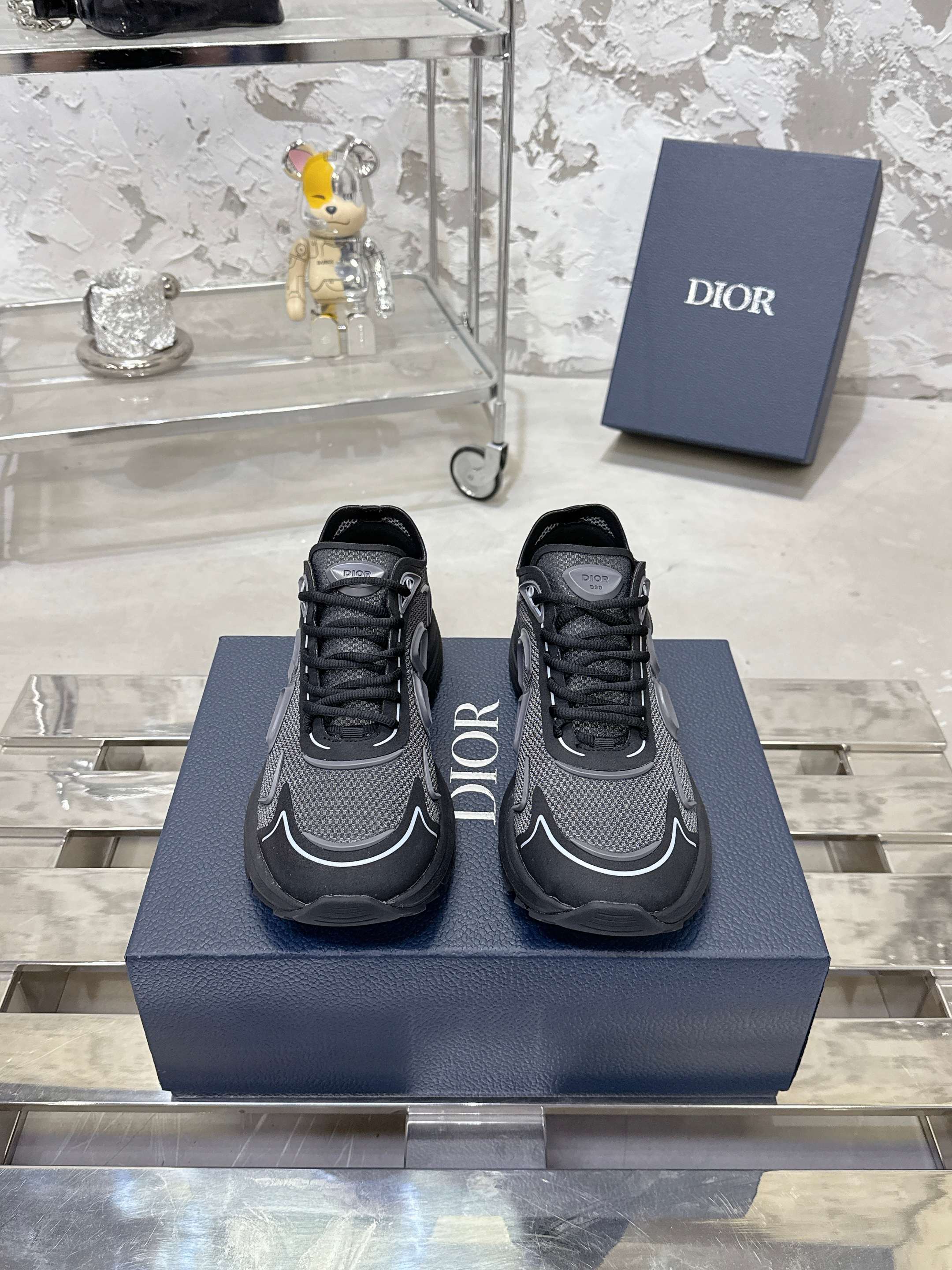 Dior B30 Countdown 科技運動鞋 - 軽量快適な老爹スタイル