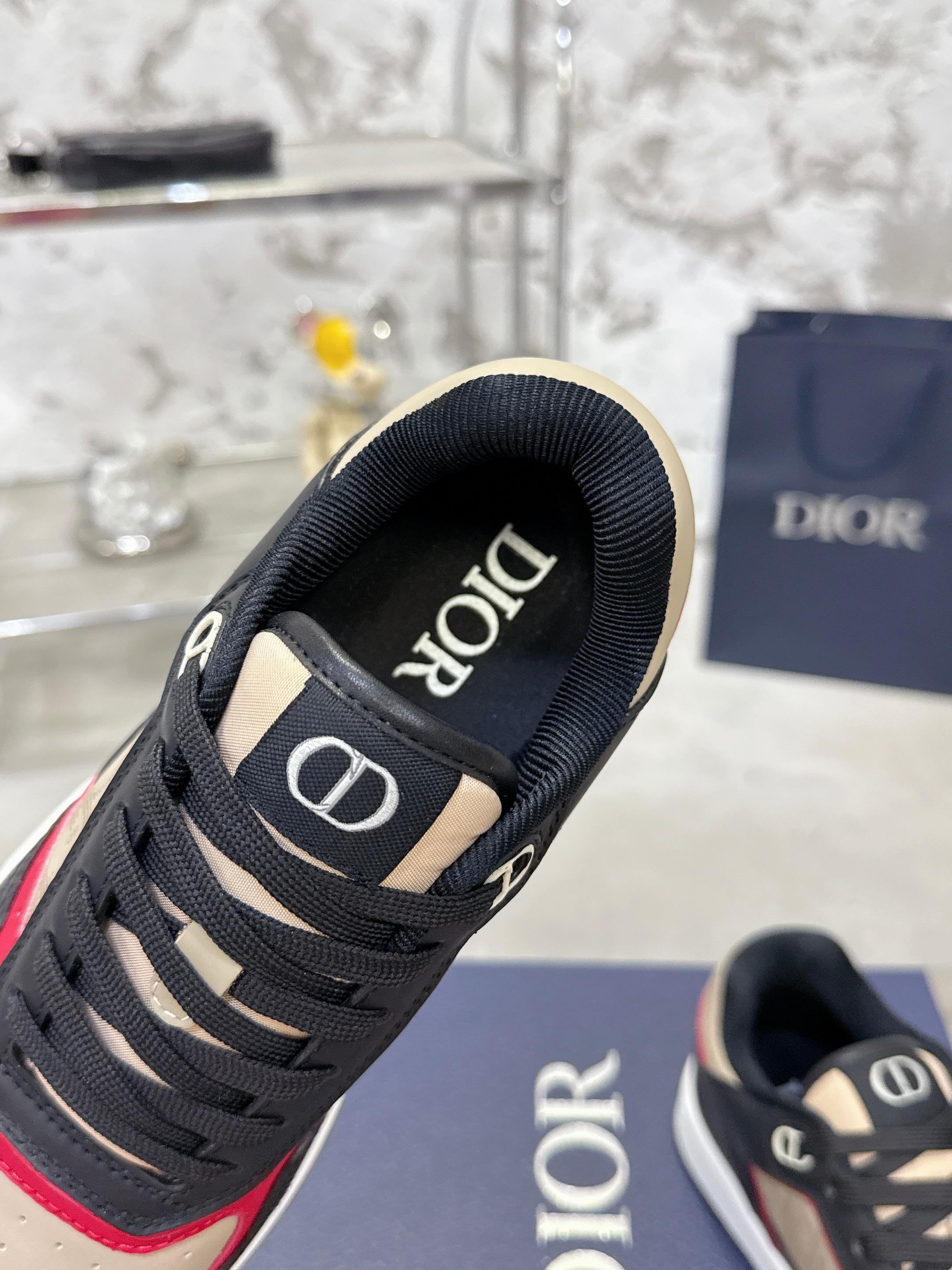 Dior Sneakers
