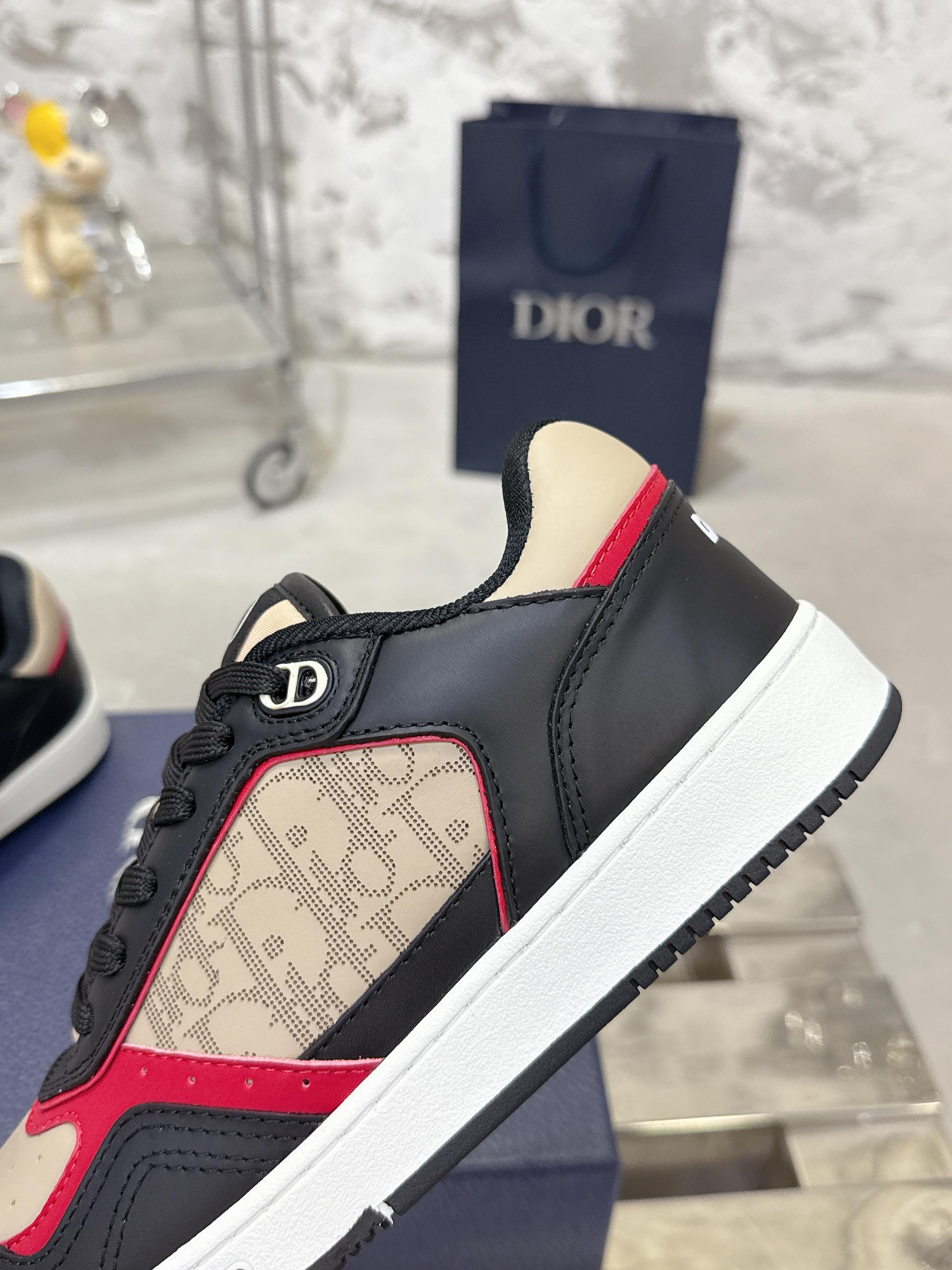 Dior Sneakers