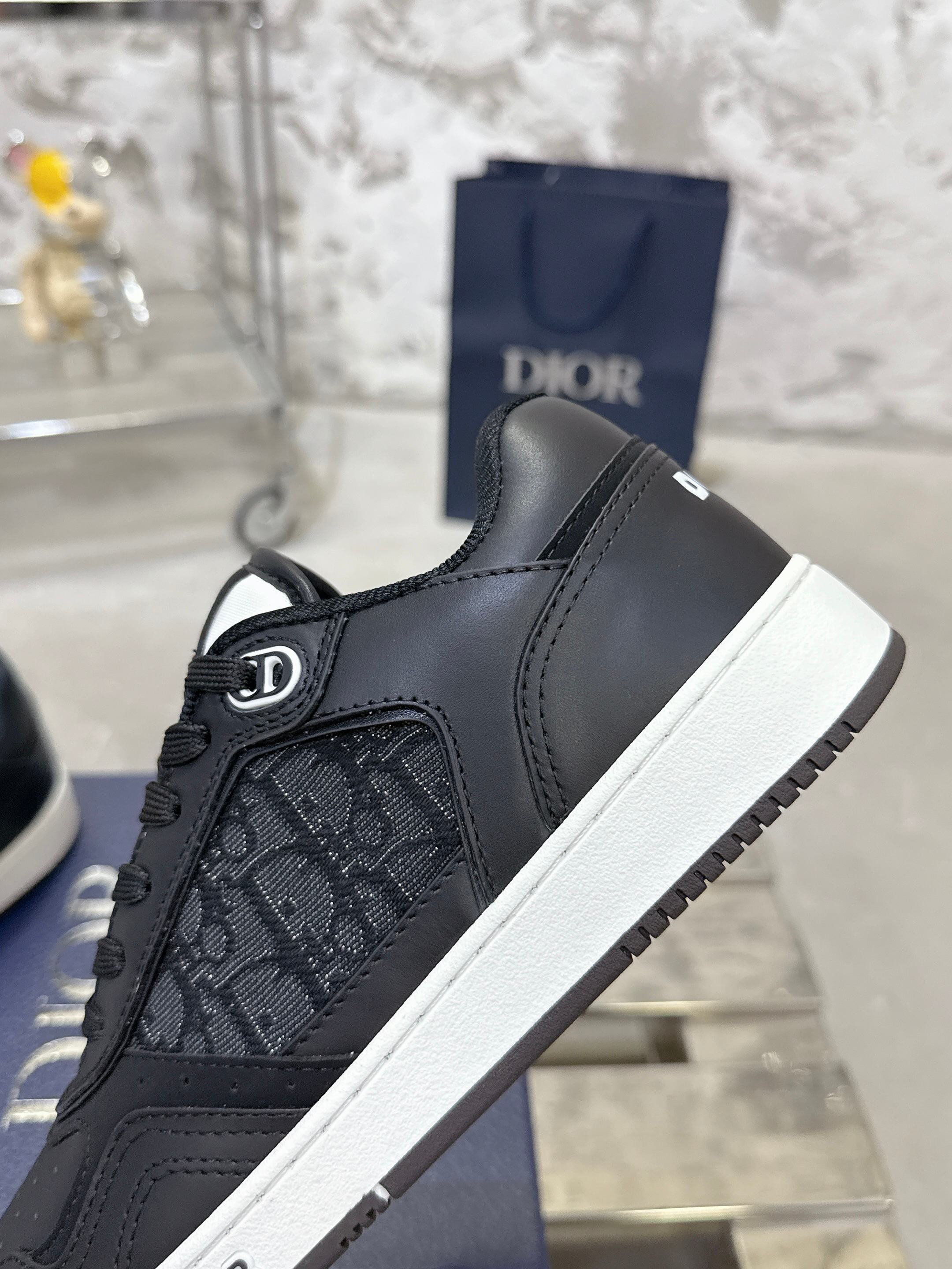 Dior Sneakers