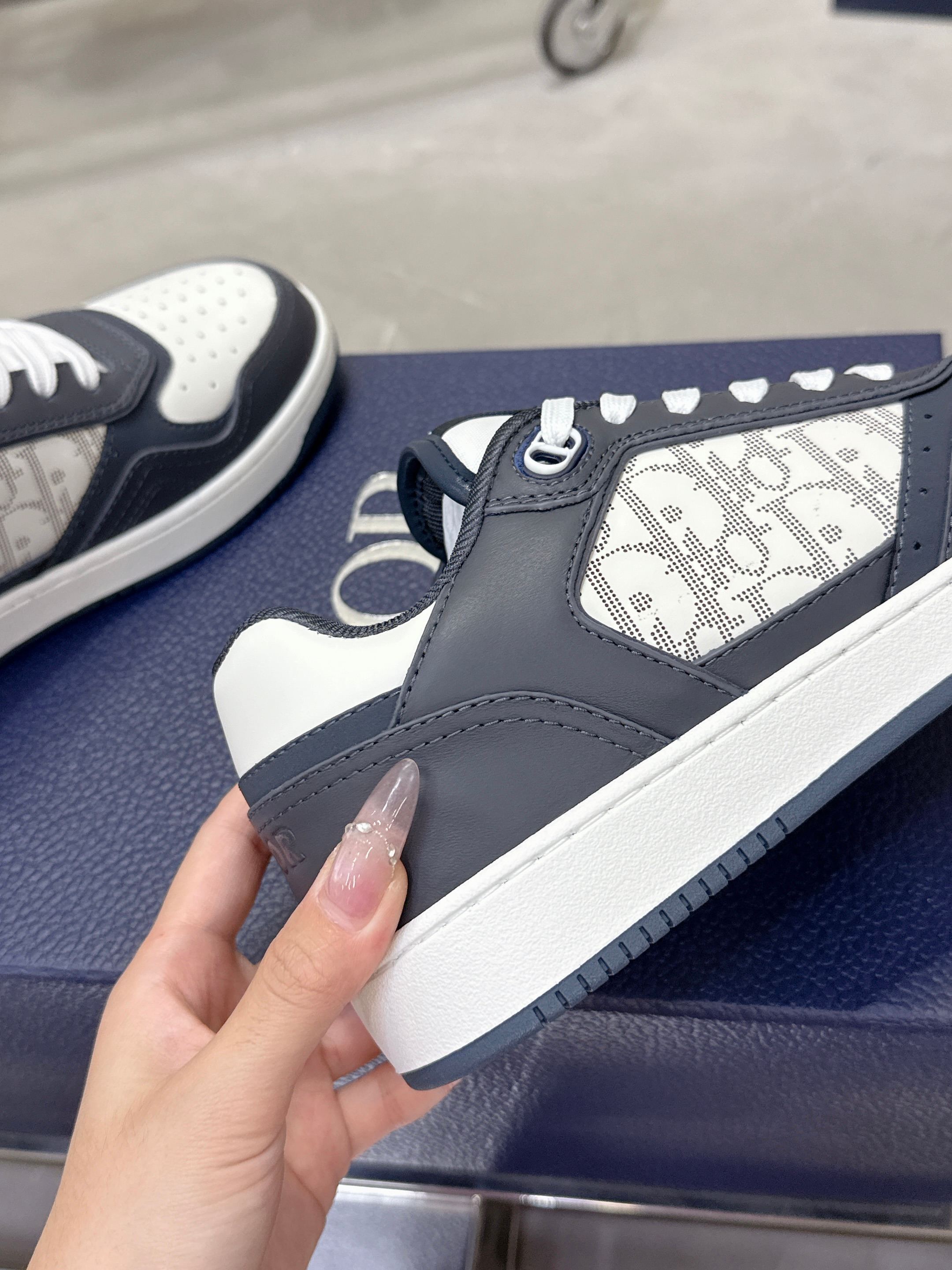 Dior Sneakers