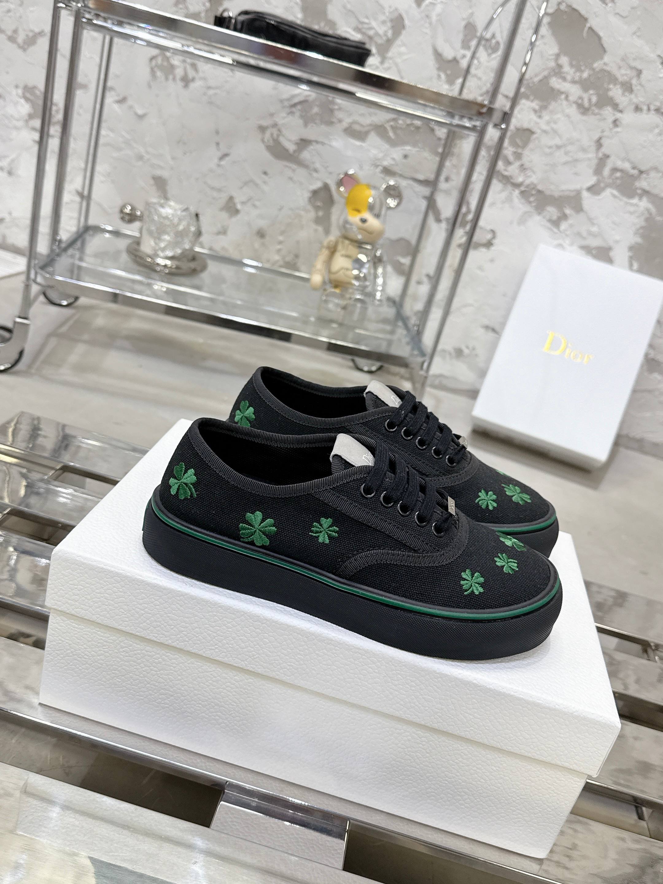 Dior Sneakers