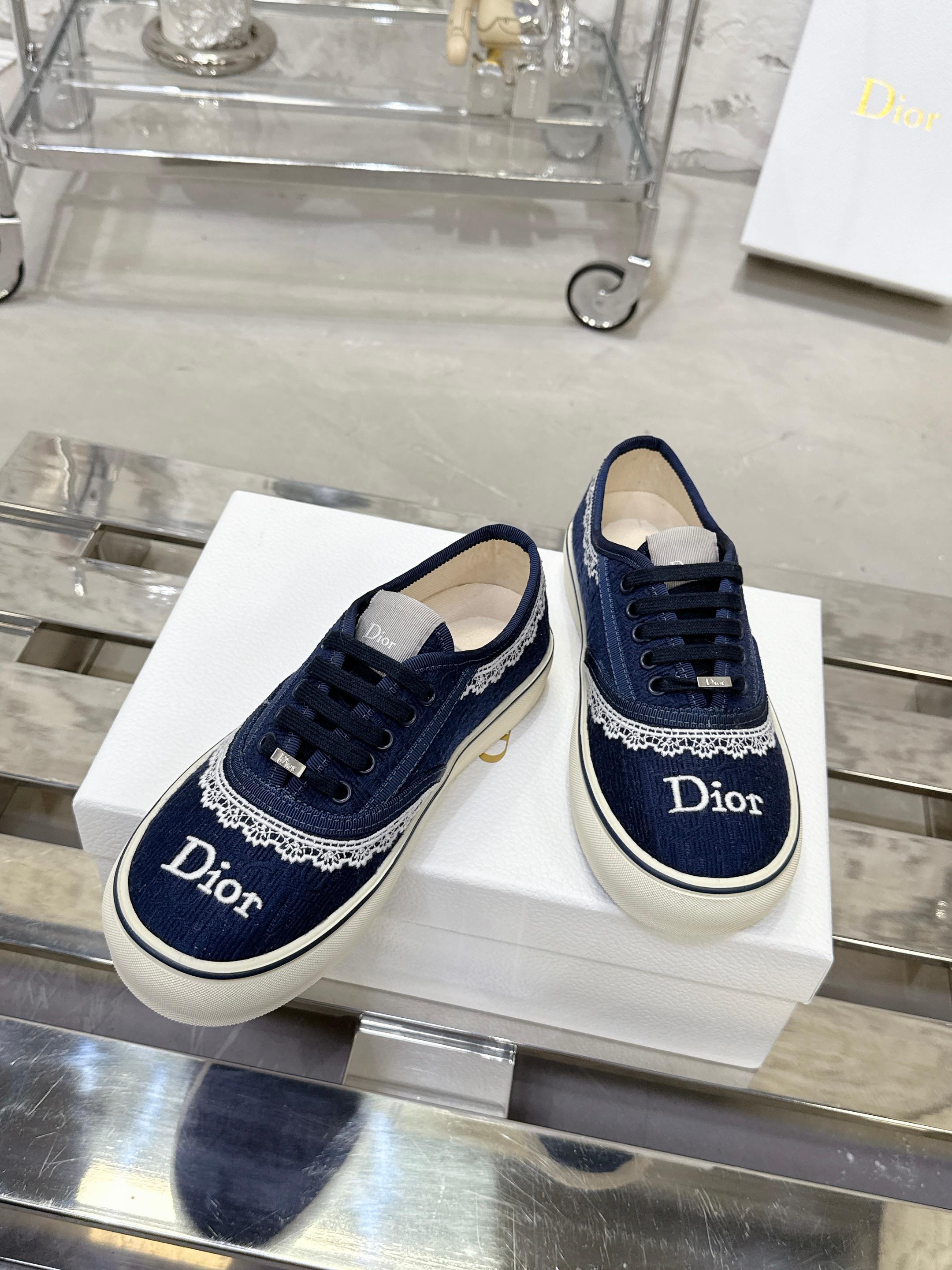 Dior Sneakers