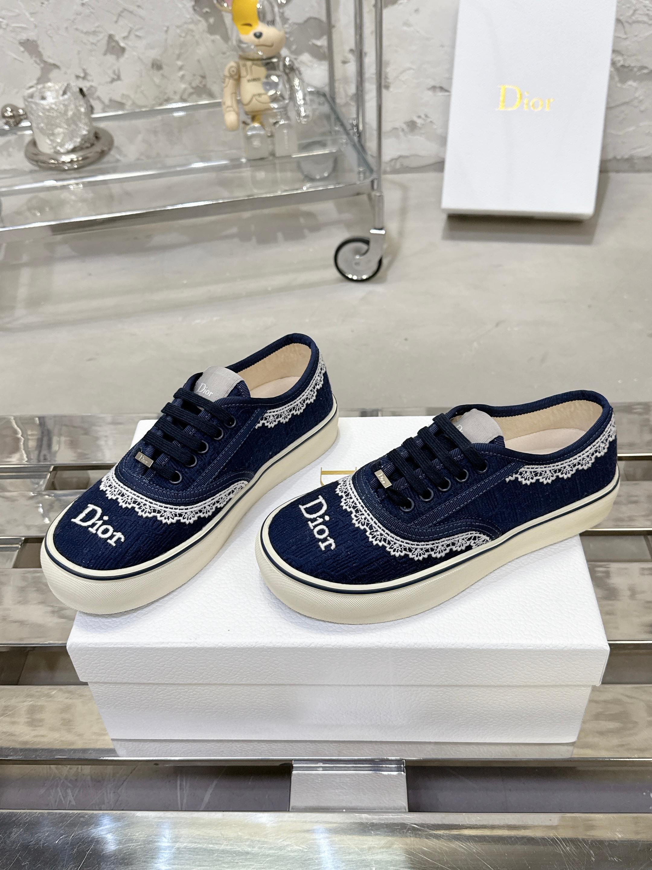 Dior Sneakers