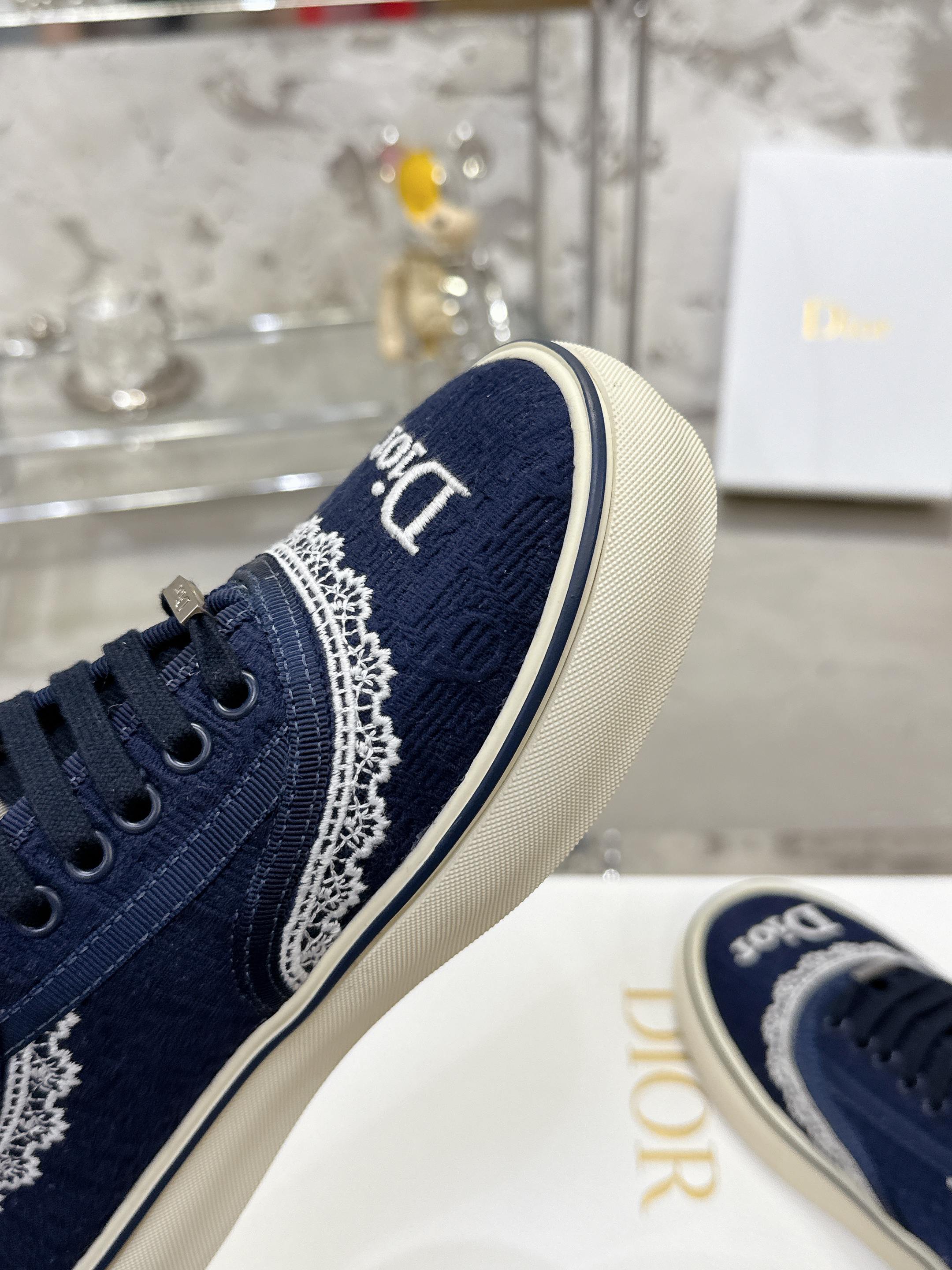 Dior Sneakers