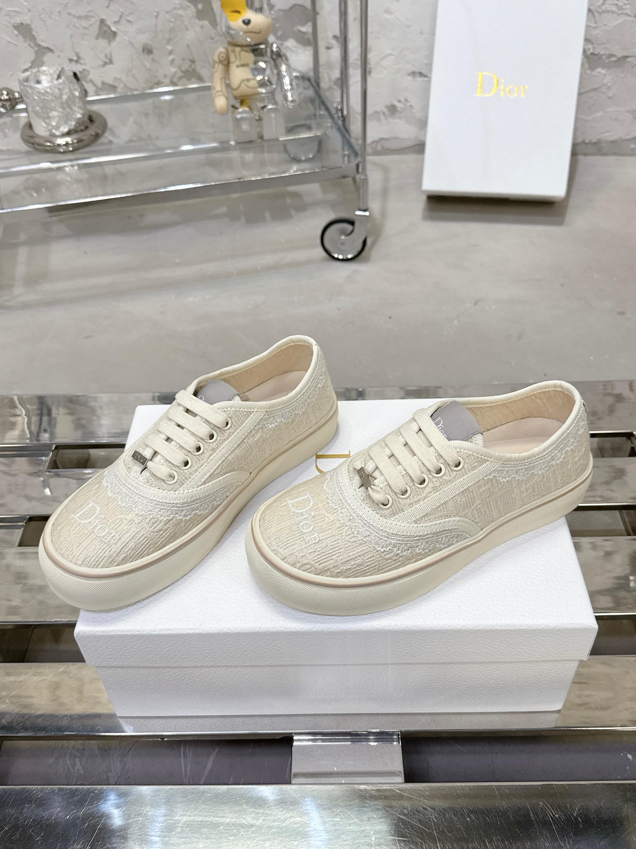 Dior Sneakers
