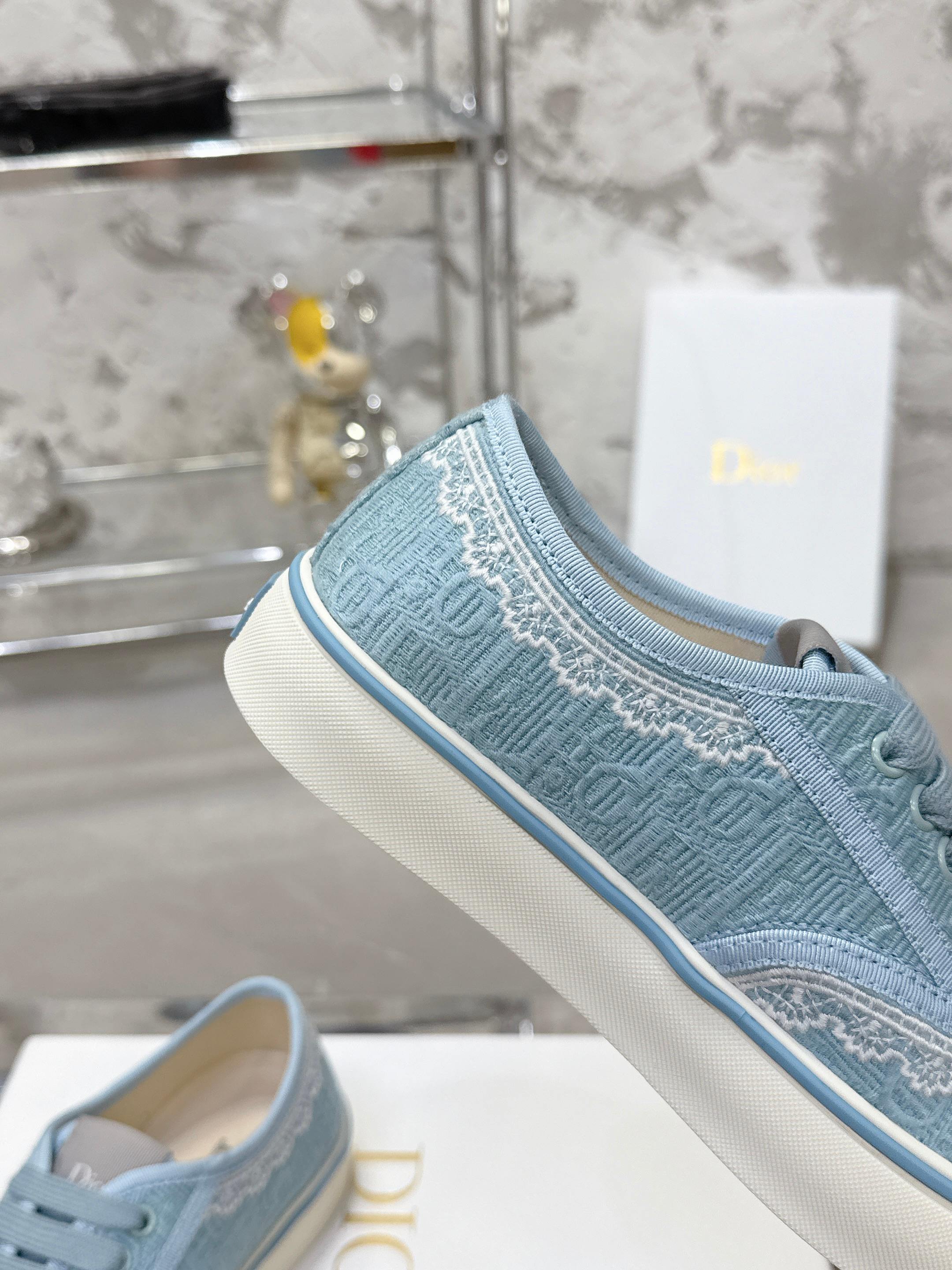 Dior Sneakers