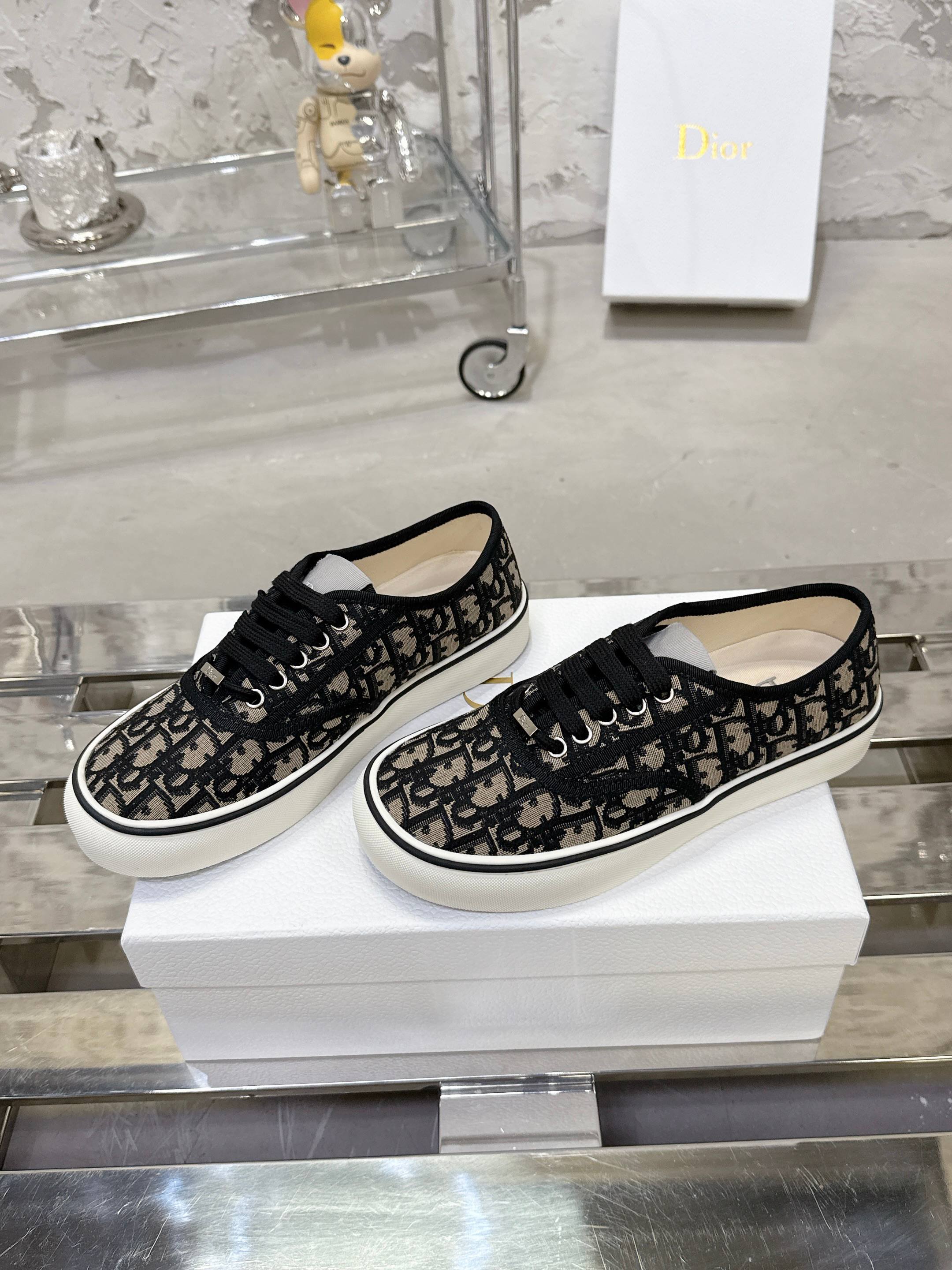 Dior Sneakers