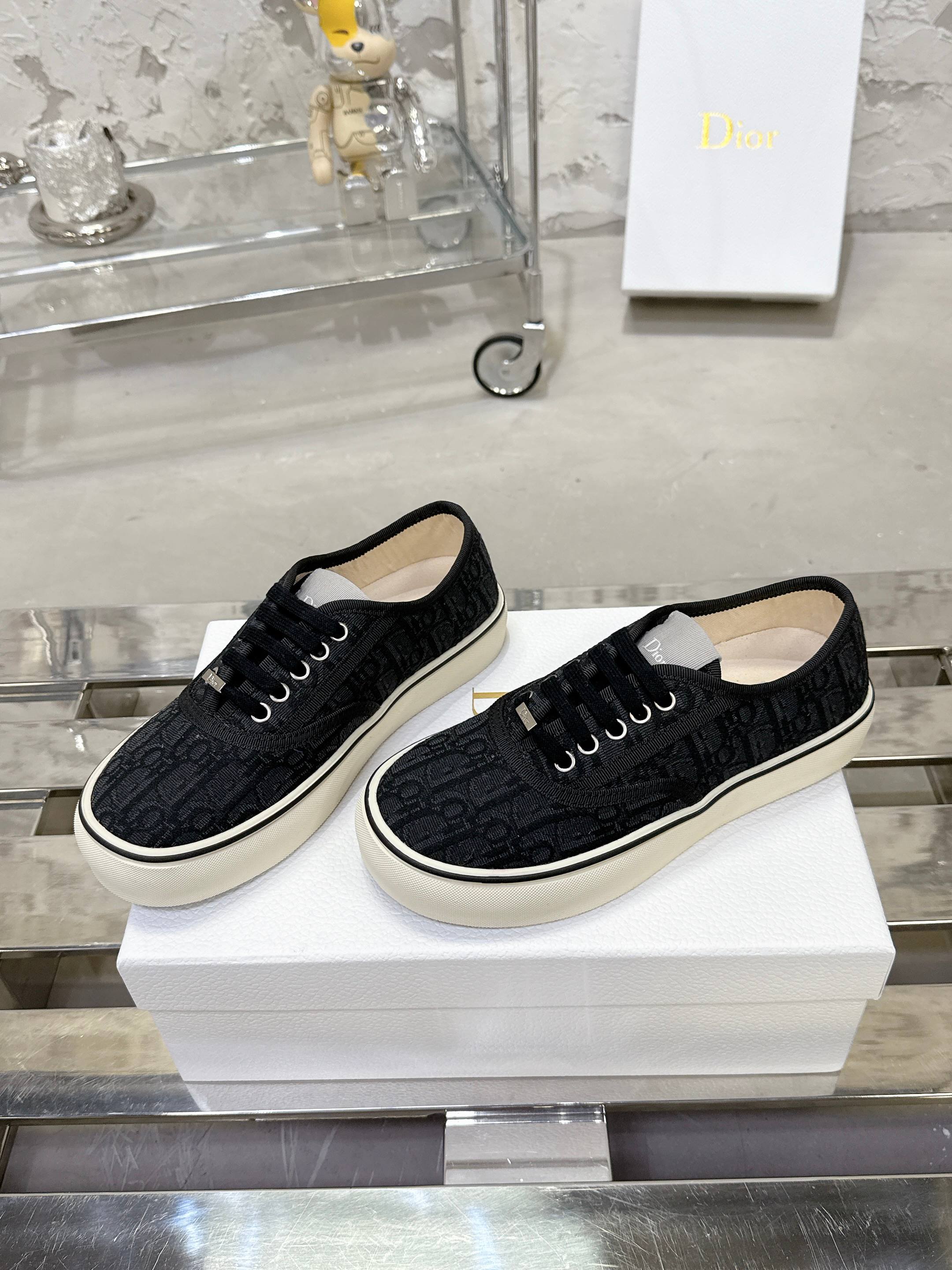 Dior Sneakers