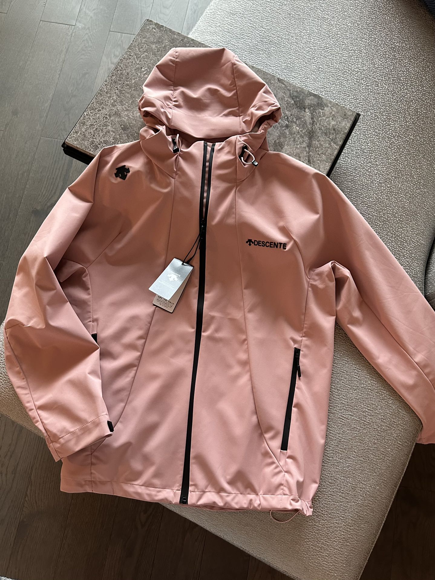 路易威登 Louis Vuitton 高定典藏名品高定成衣时装外套连衣裙衬衫T恤 #513F8EAB 3