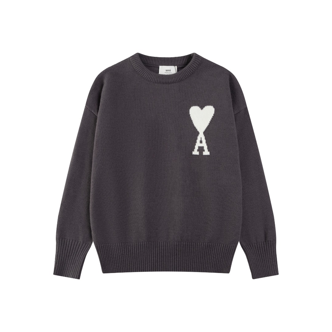 “Classic Market Edition: Ami’s Love 2025s Sweater, 730g Wool, 85% Wool Content”