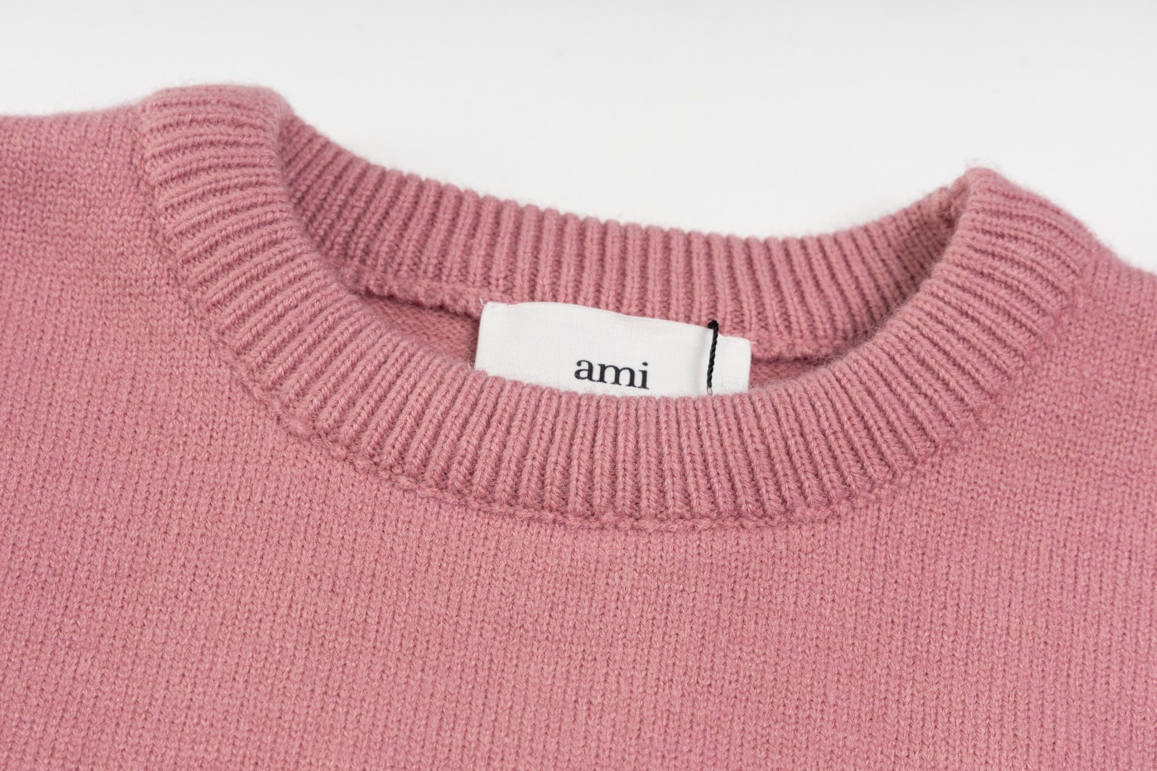 “Classic Market Edition: Love 2025s Sweater, 730g Wool, S-XL Sizes” - 图片 3