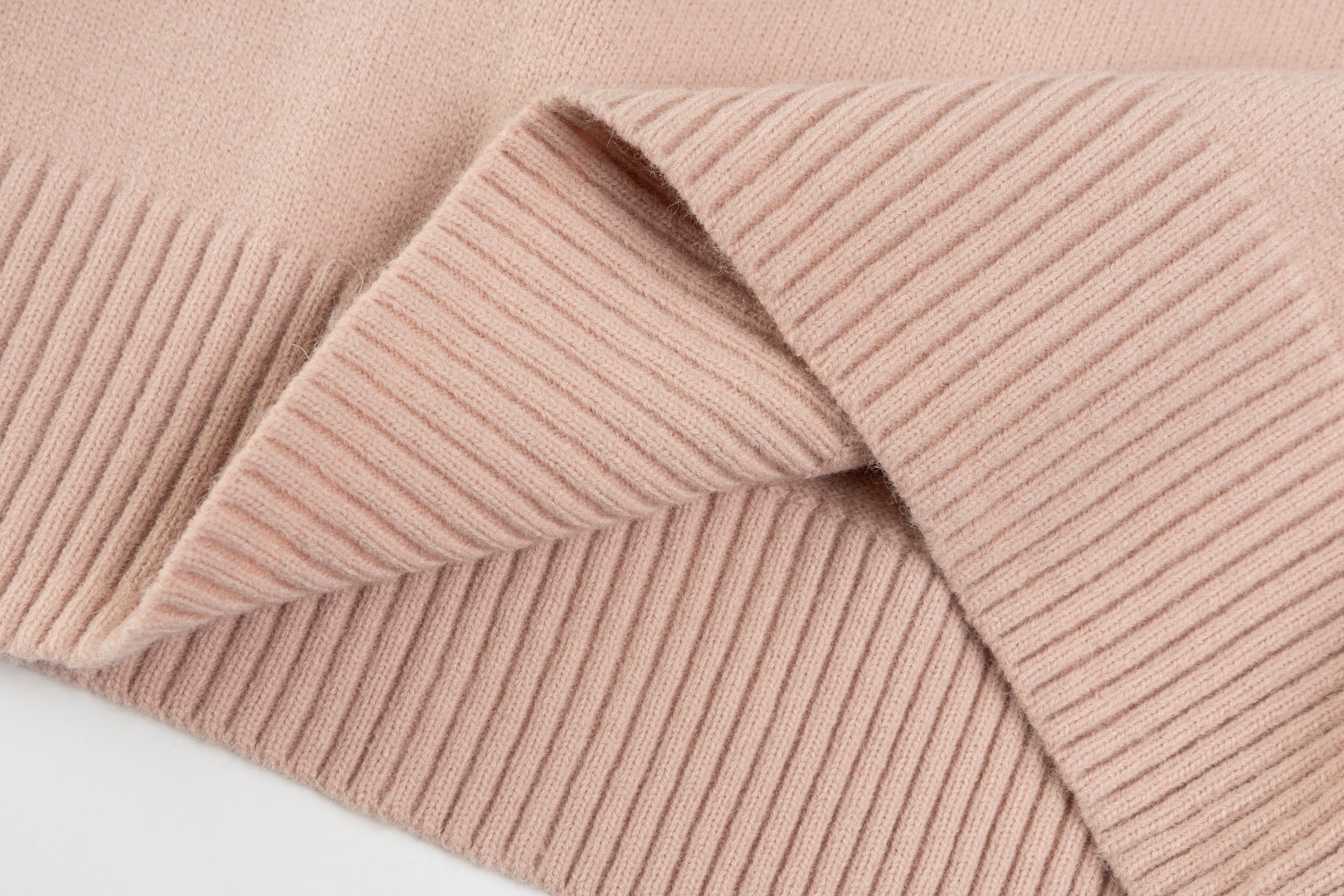 “Classic Market Sweater: Love 2025s Edition Summary” - 图片 8