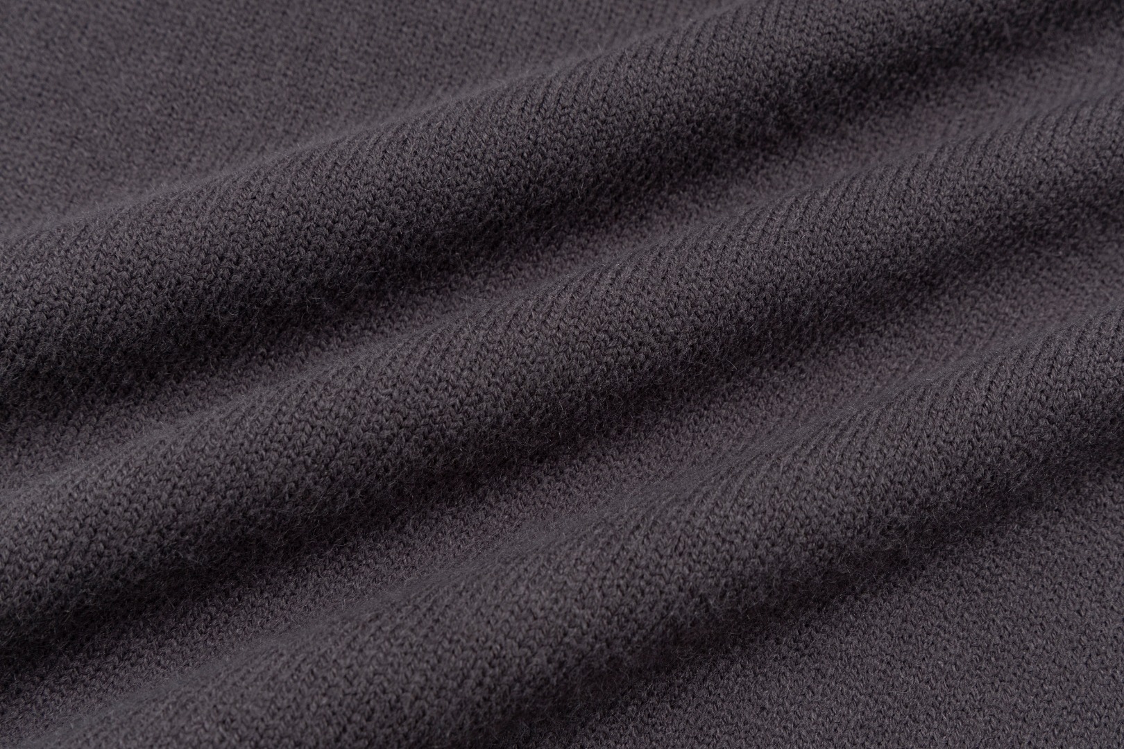 “Classic Market Edition: Ami’s Love 2025s Sweater, 730g Wool, 85% Wool Content” - 图片 9