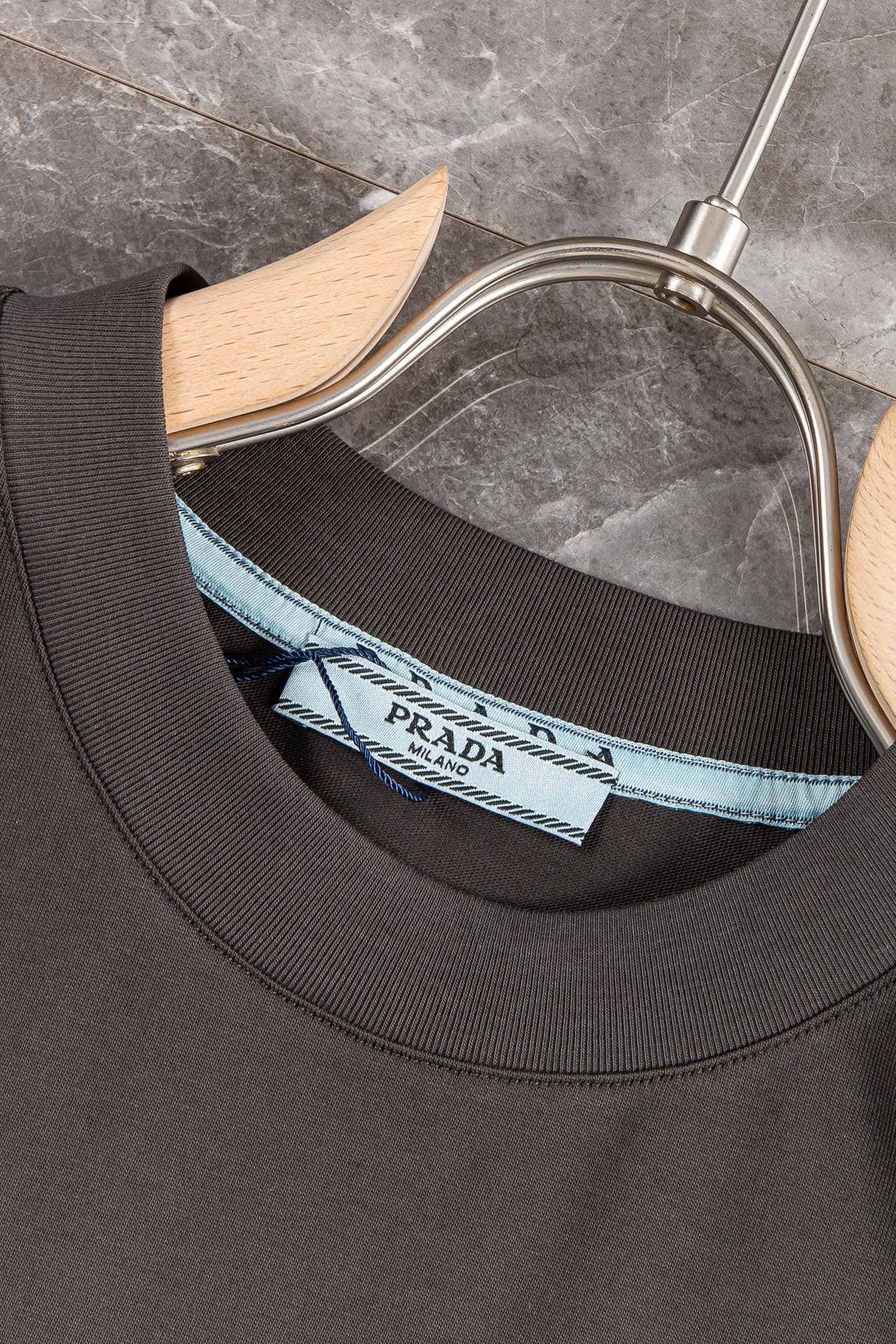 New#PRADA2024SS三角徽标圆领短袖T恤贸易公司订单客供进口面料以天然植物纤维提炼出来手感柔软