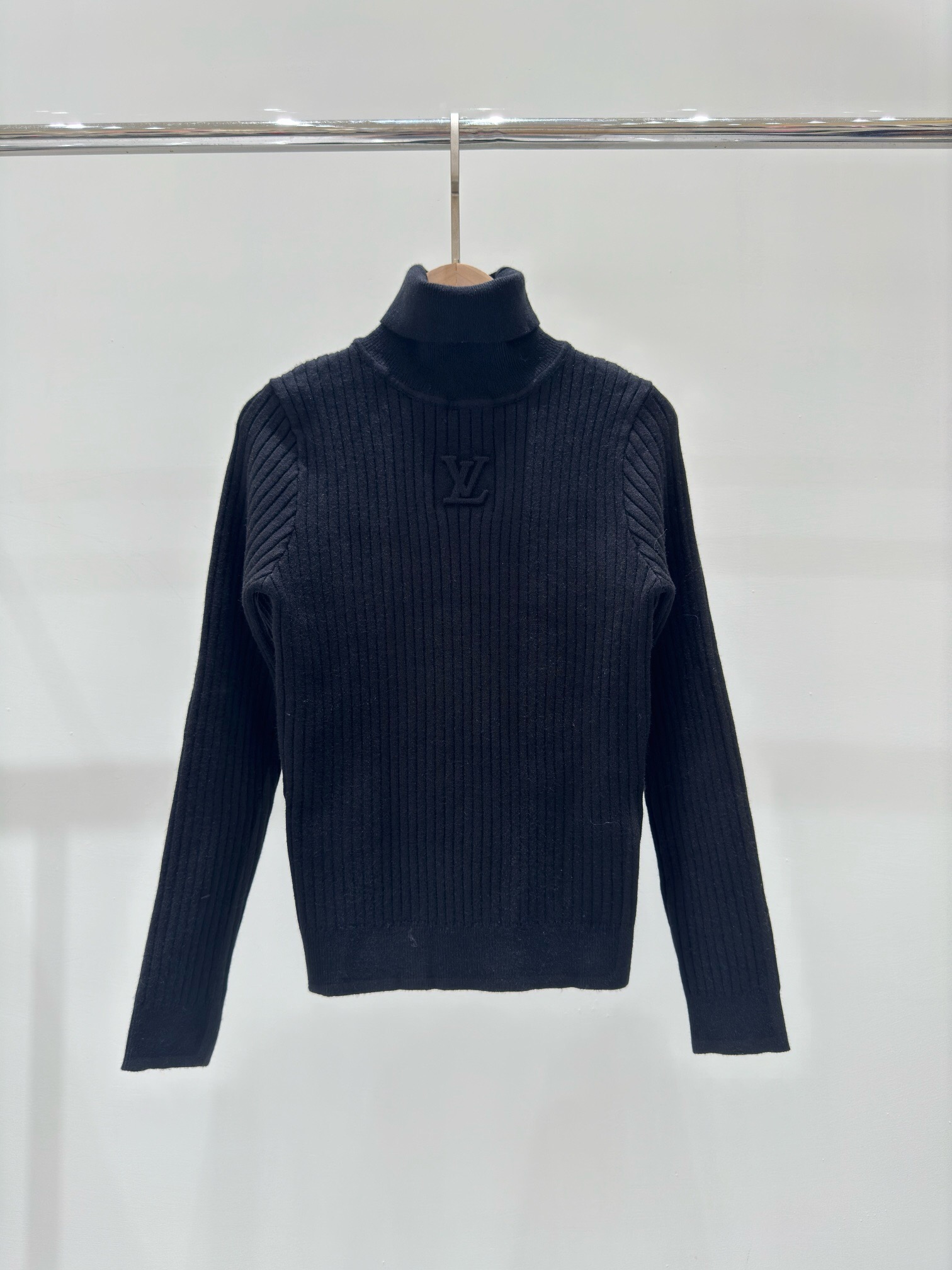 Luxury
 Louis Vuitton Clothing Knit Sweater Sweatshirts Black Brick Red White Knitting Wool Fall/Winter Collection
