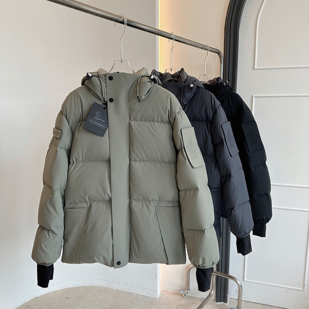 Moncler Grenoble Vêtements Veste En Duvet Top faux concepteur
 Noir Bleu profond Vert Gris Hommes Série hiver